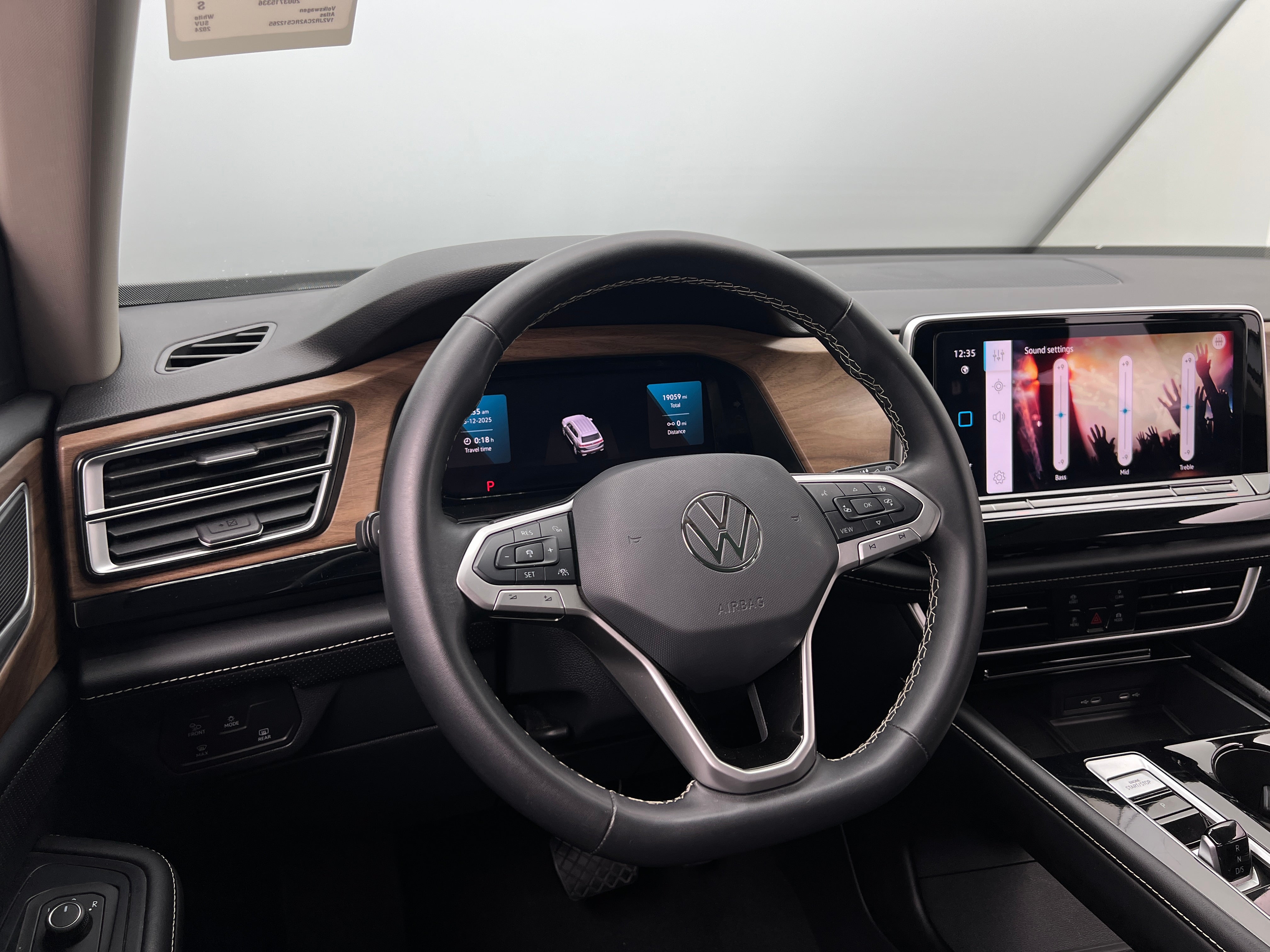 2024 Volkswagen Atlas SE 5