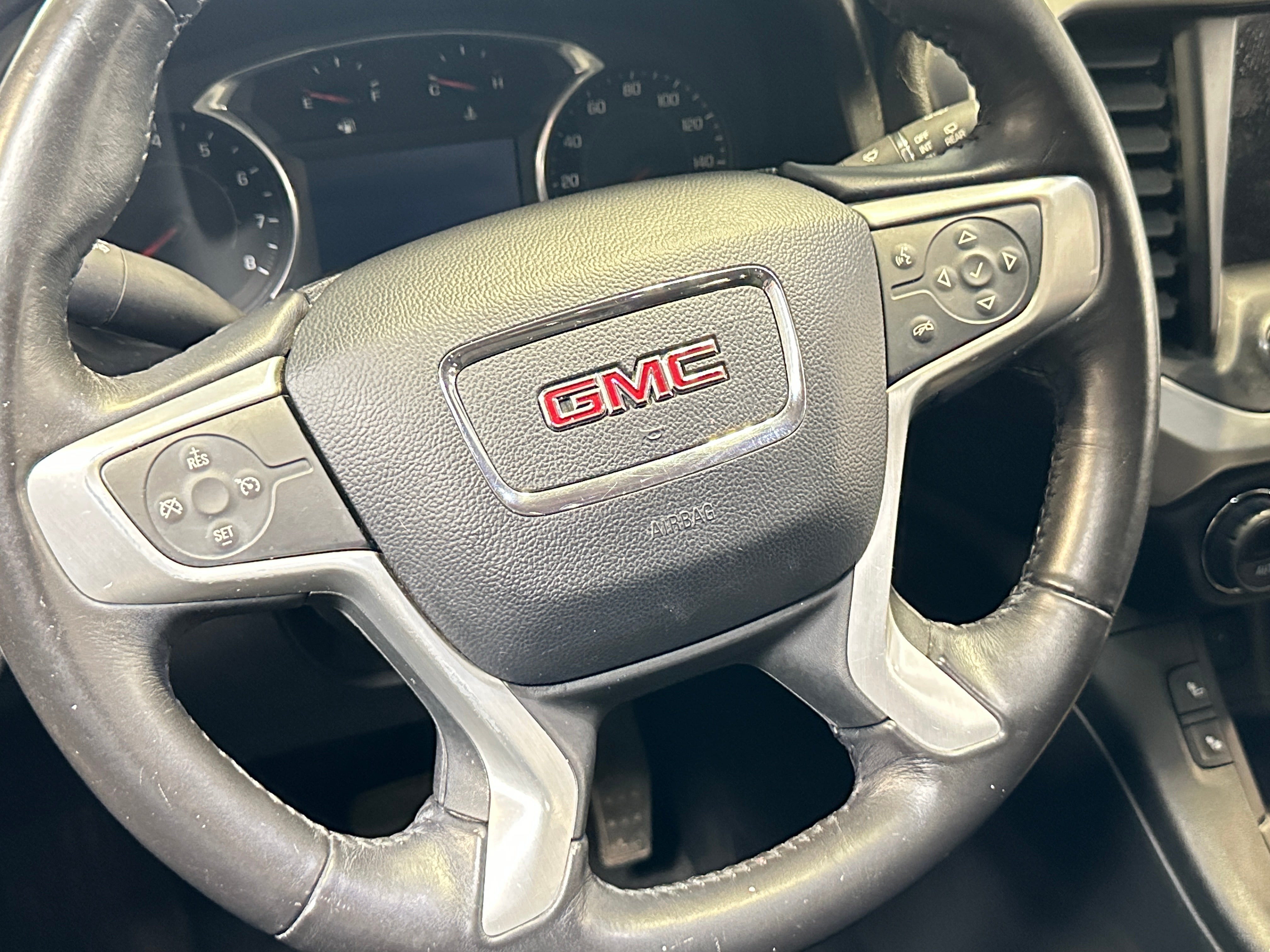 2017 GMC Acadia SLE 5