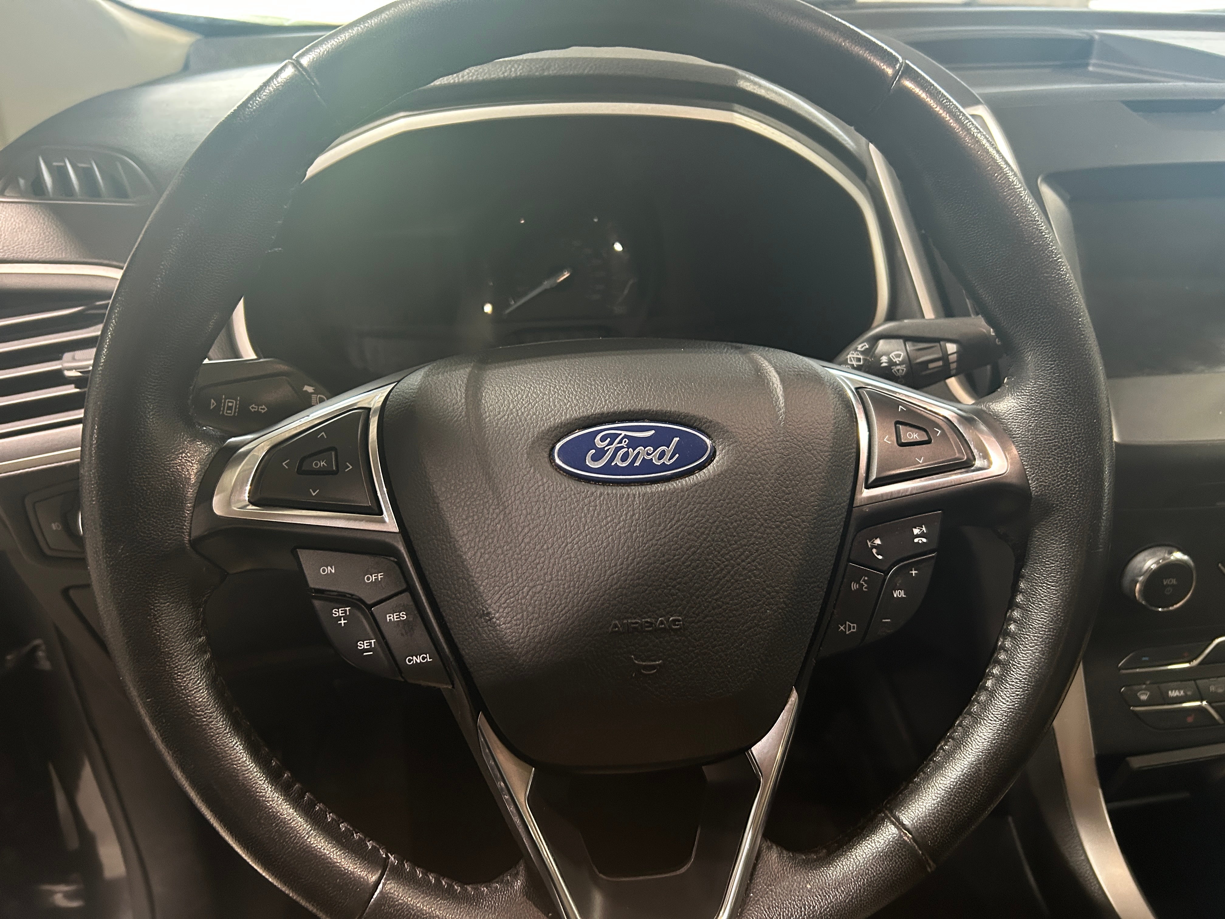 2020 Ford Edge SEL 4