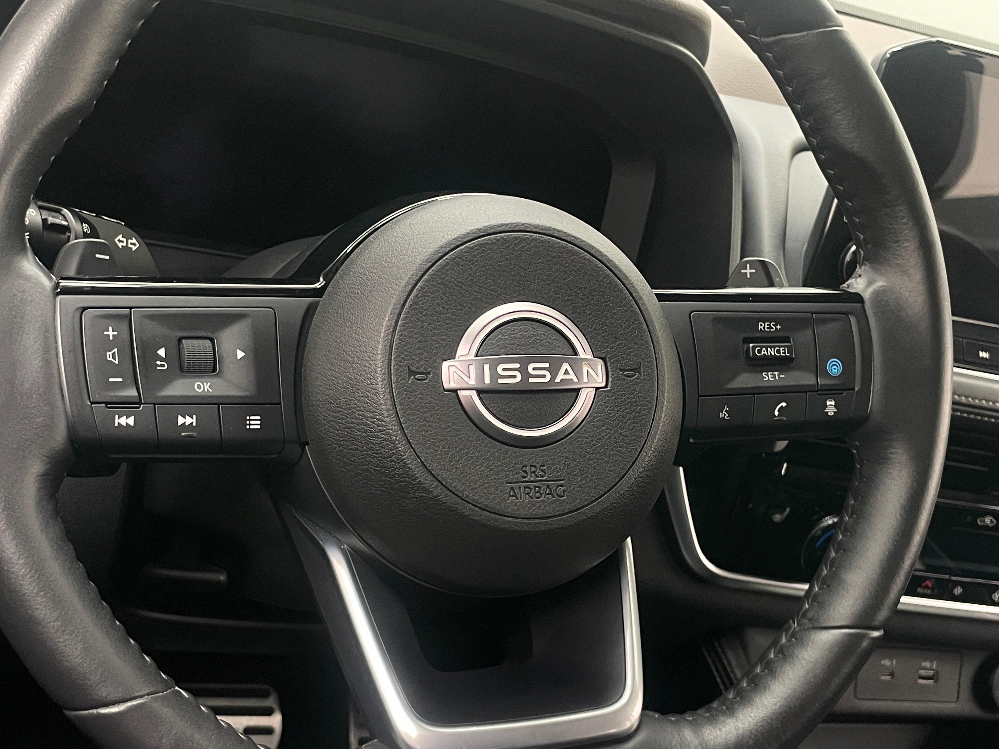 2022 Nissan Rogue Platinum 4