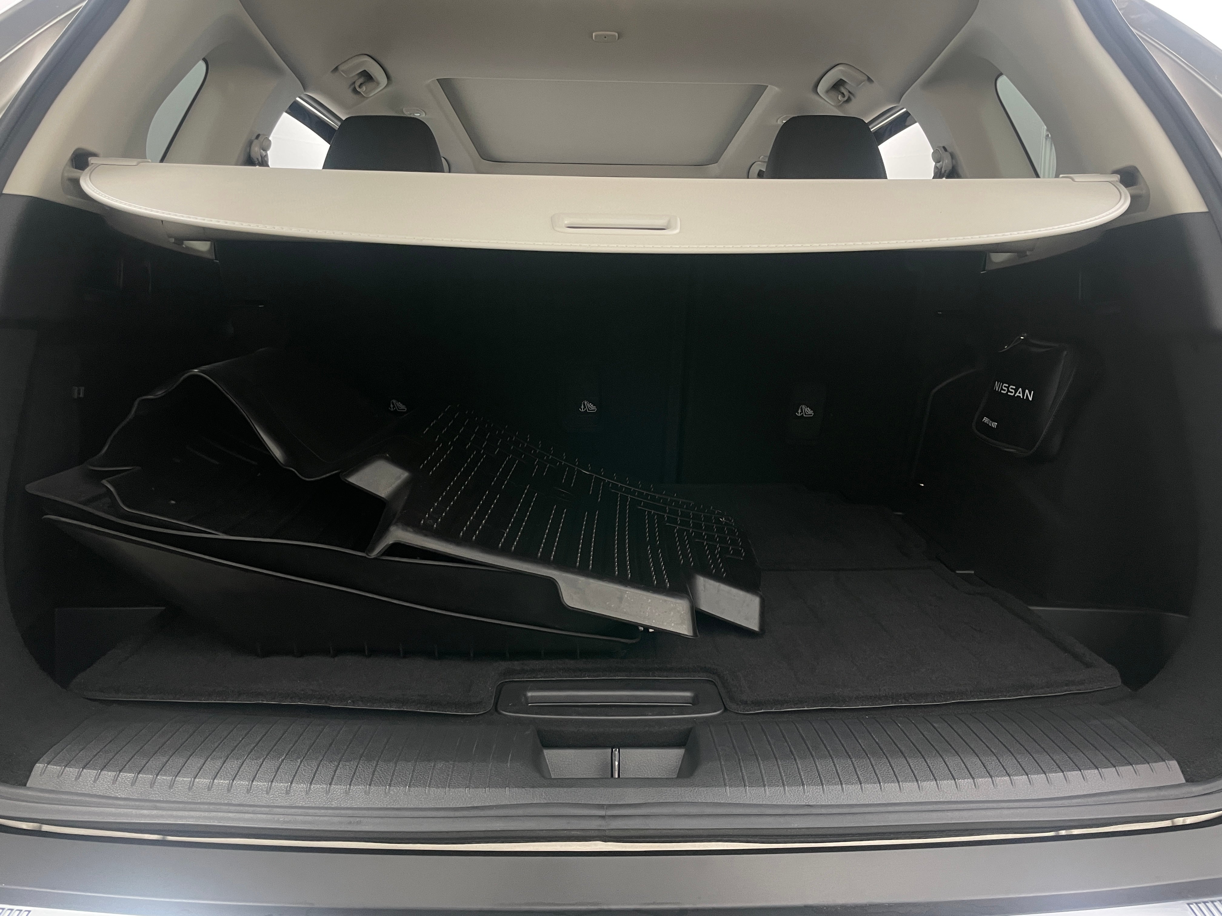 2022 Nissan Rogue Platinum 6