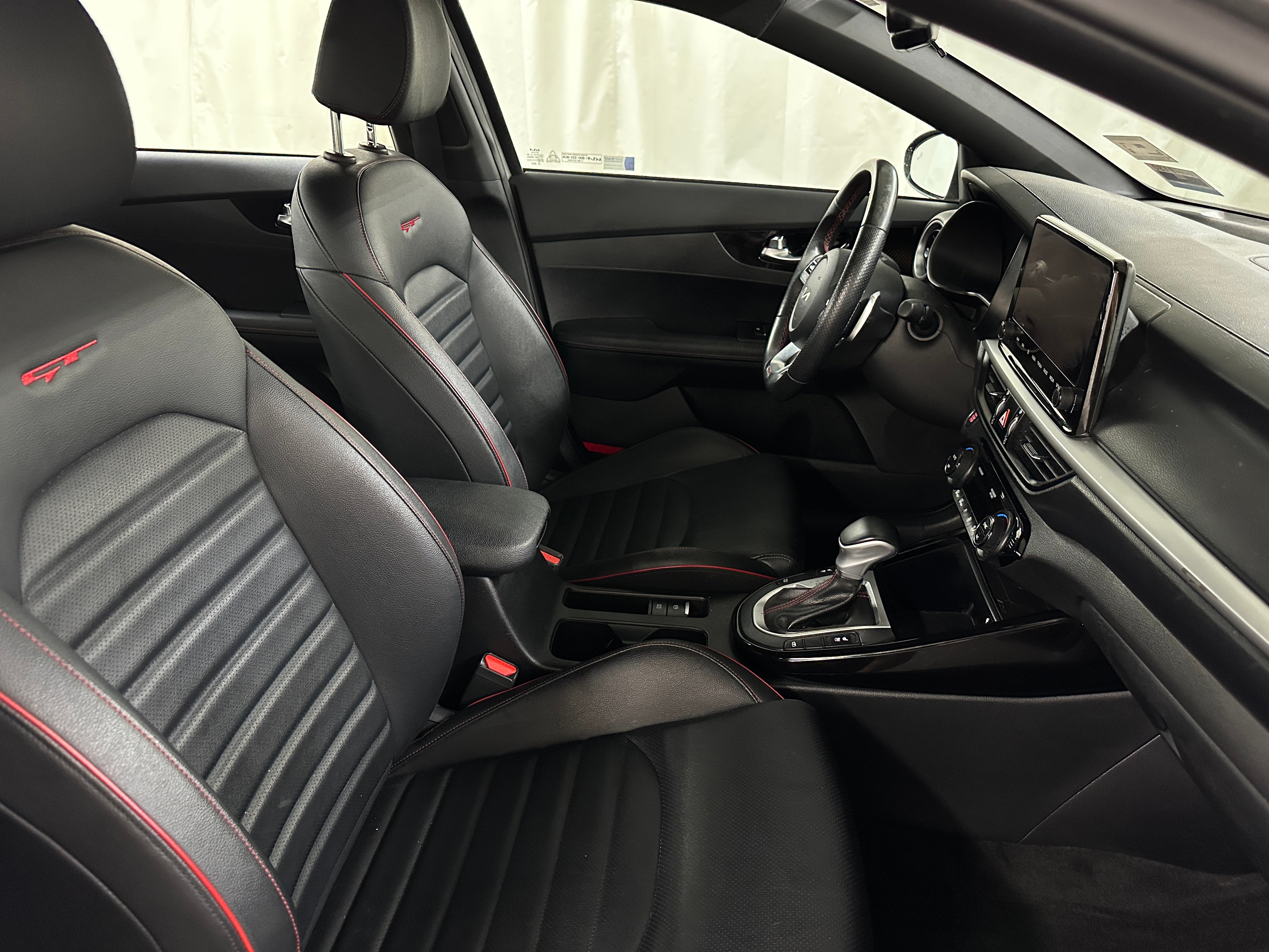 2022 Kia Forte GT 2