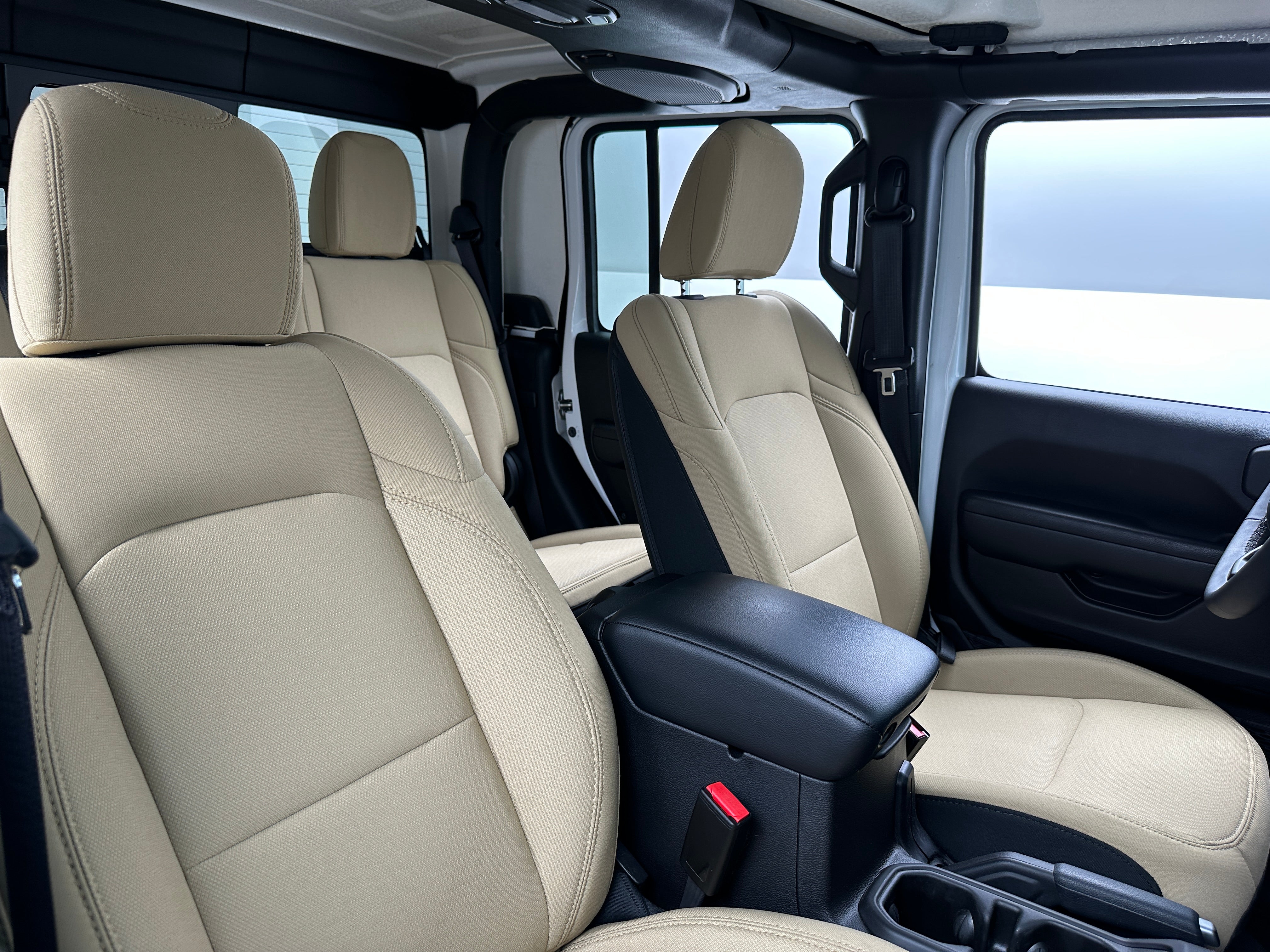 2023 Jeep Gladiator Sport S 2