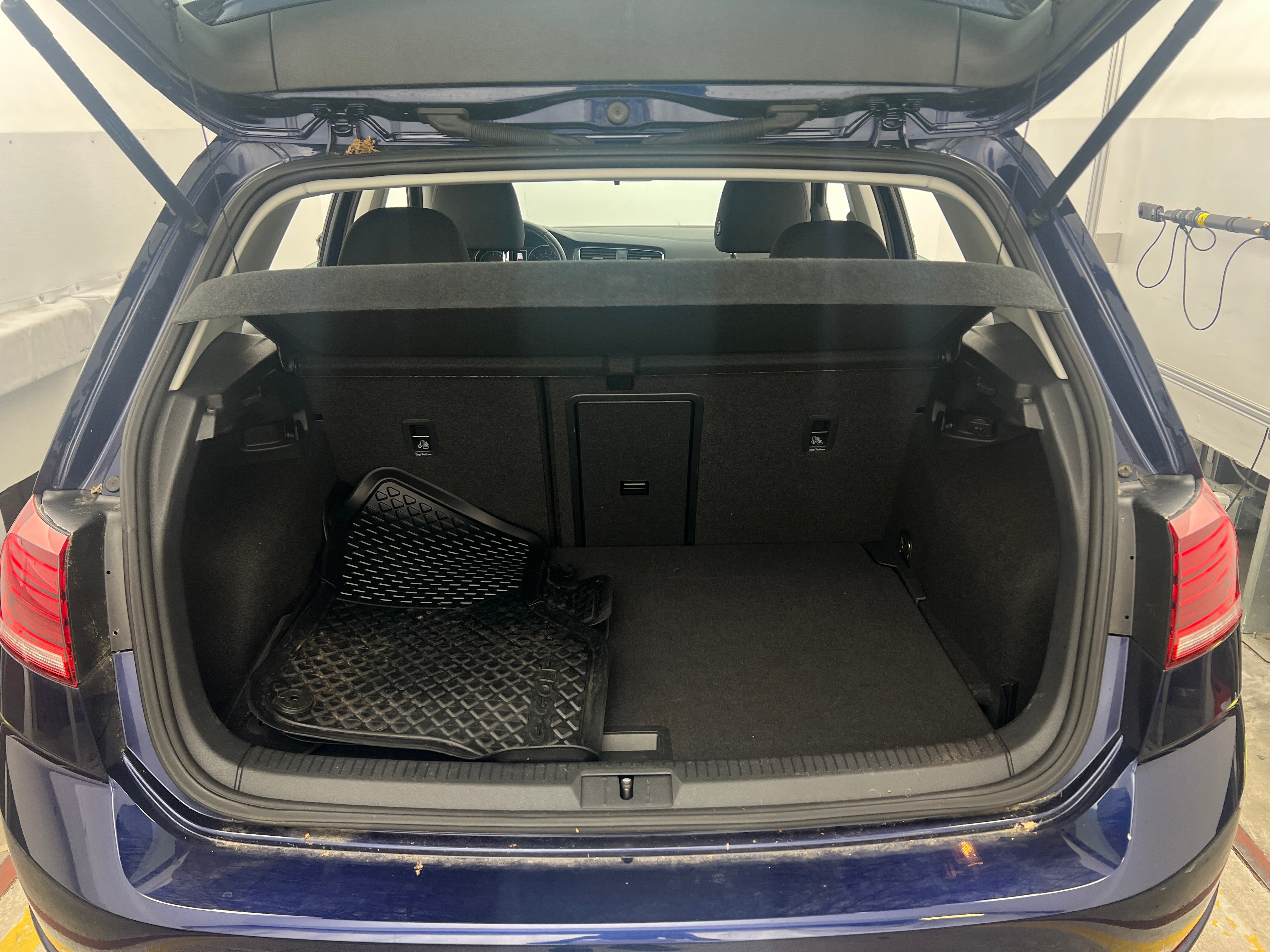 2019 Volkswagen e-Golf SE 7