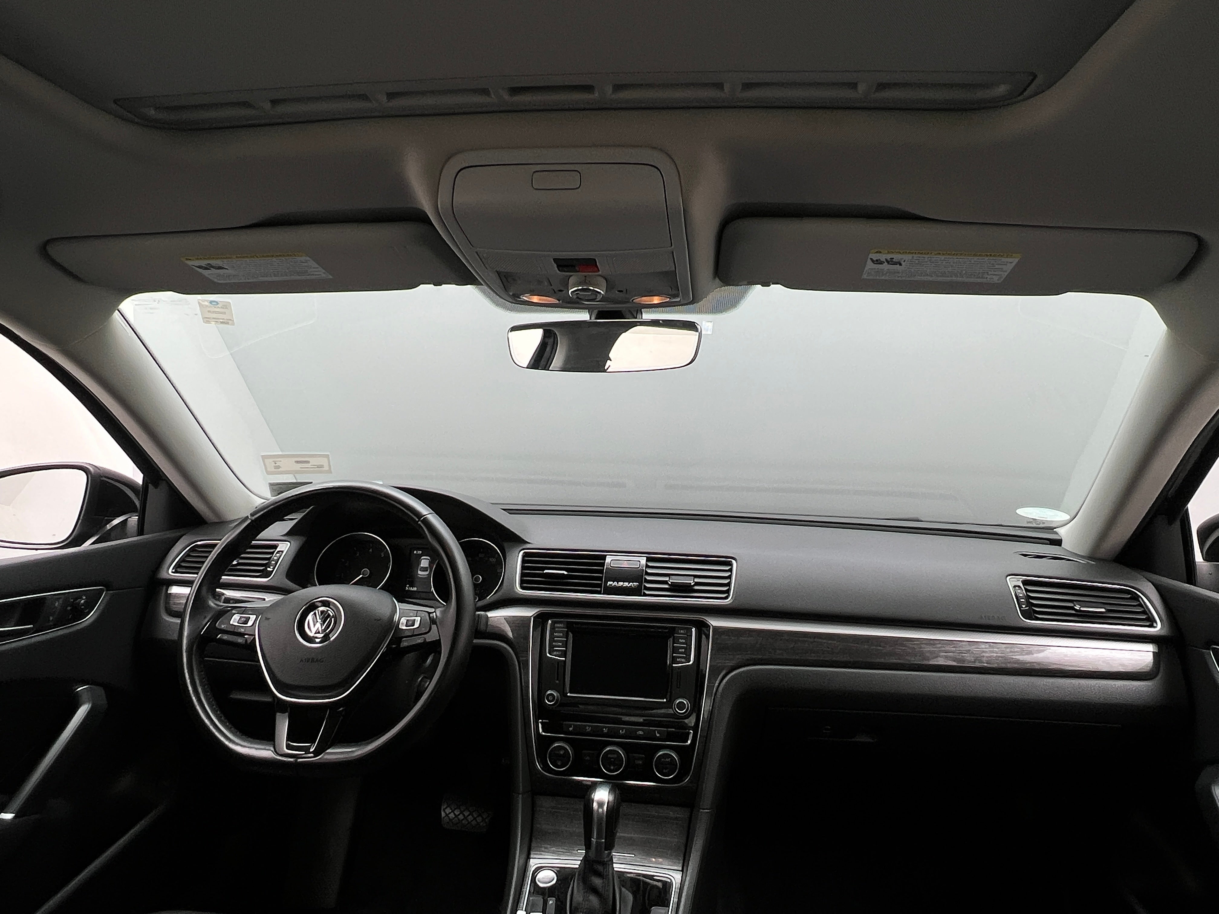 2018 Volkswagen Passat 2.0T 2