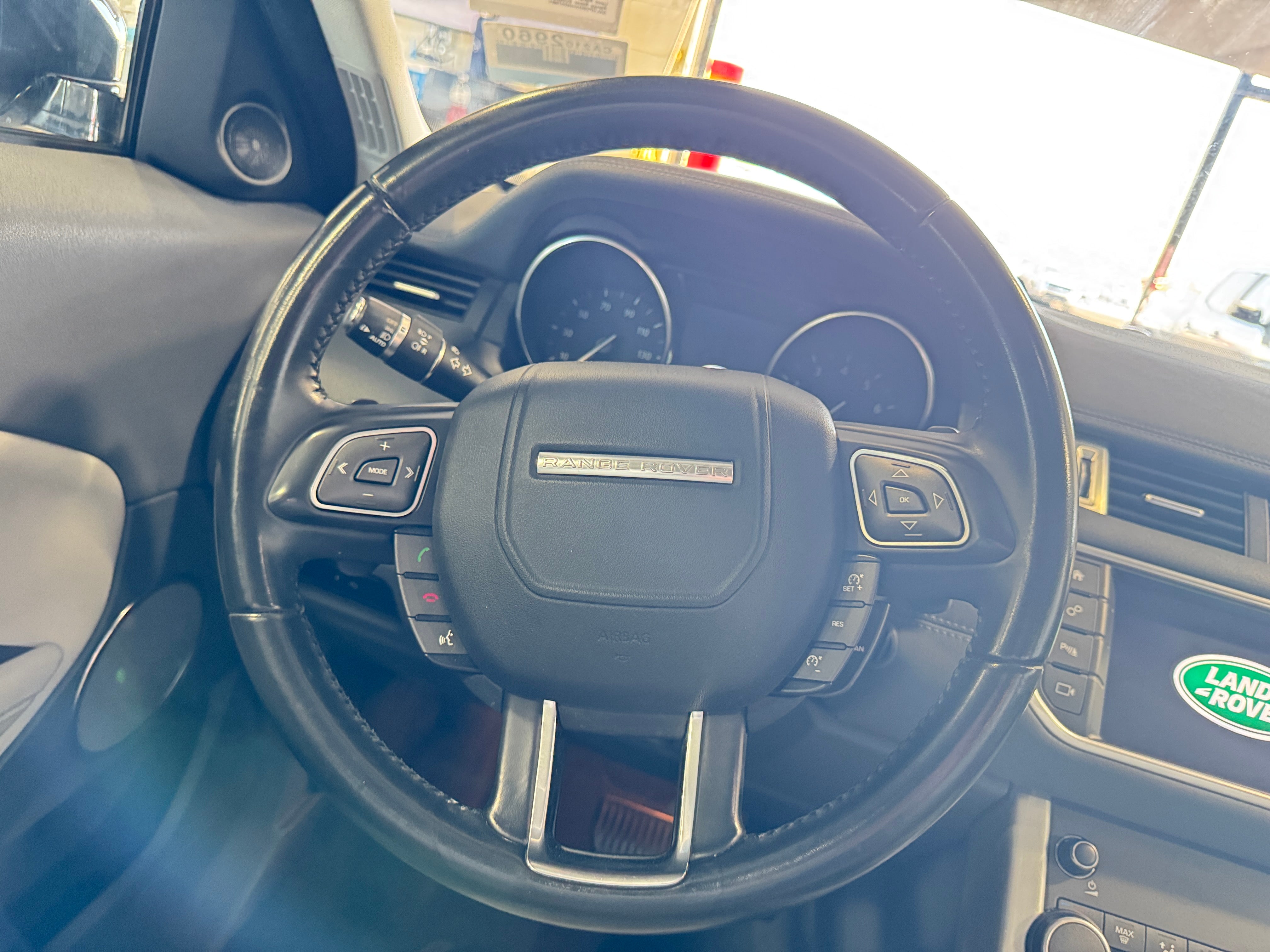 2017 Land Rover Range Rover Evoque SE Premium 4