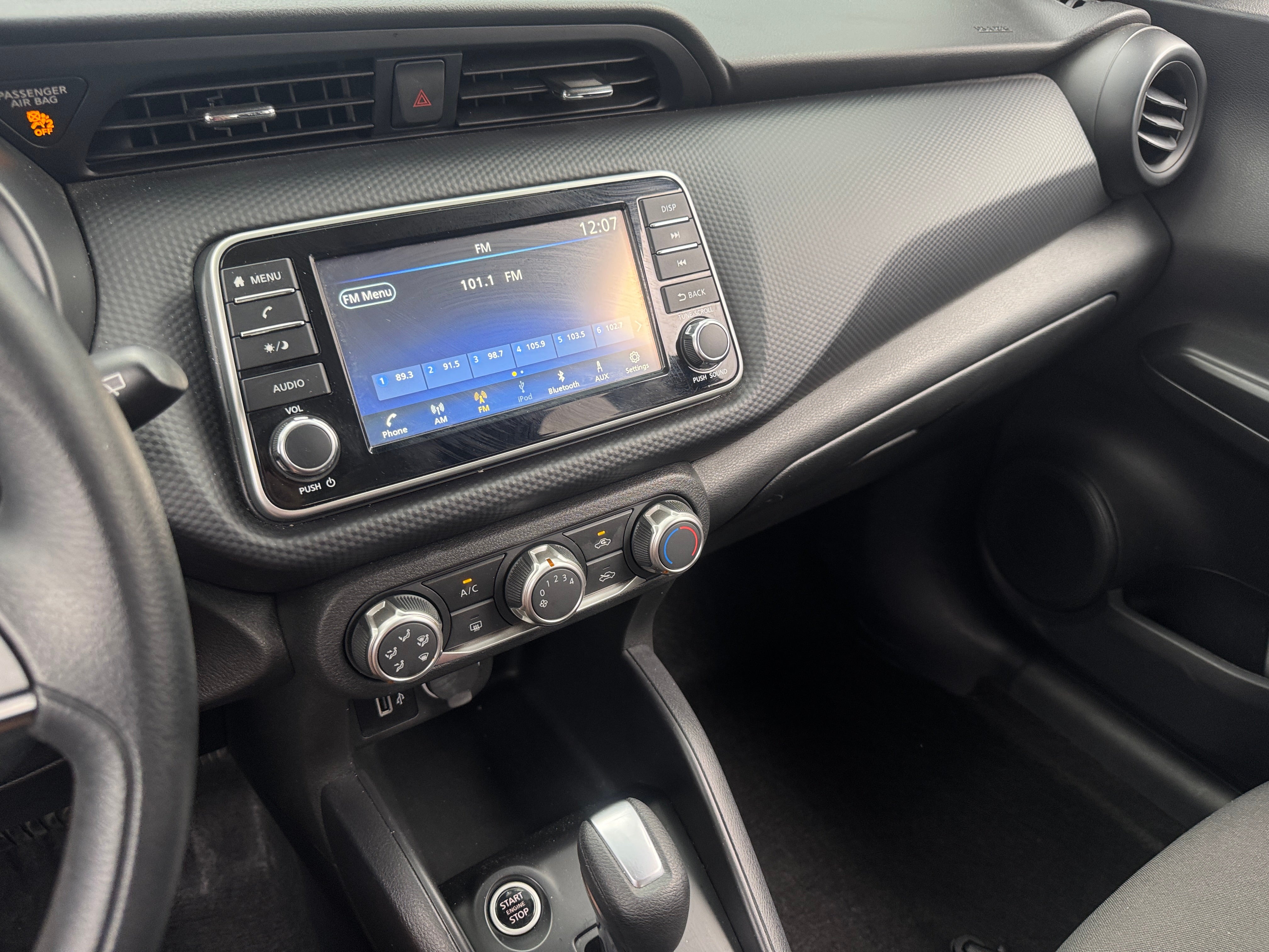 2024 Nissan Kicks S 4