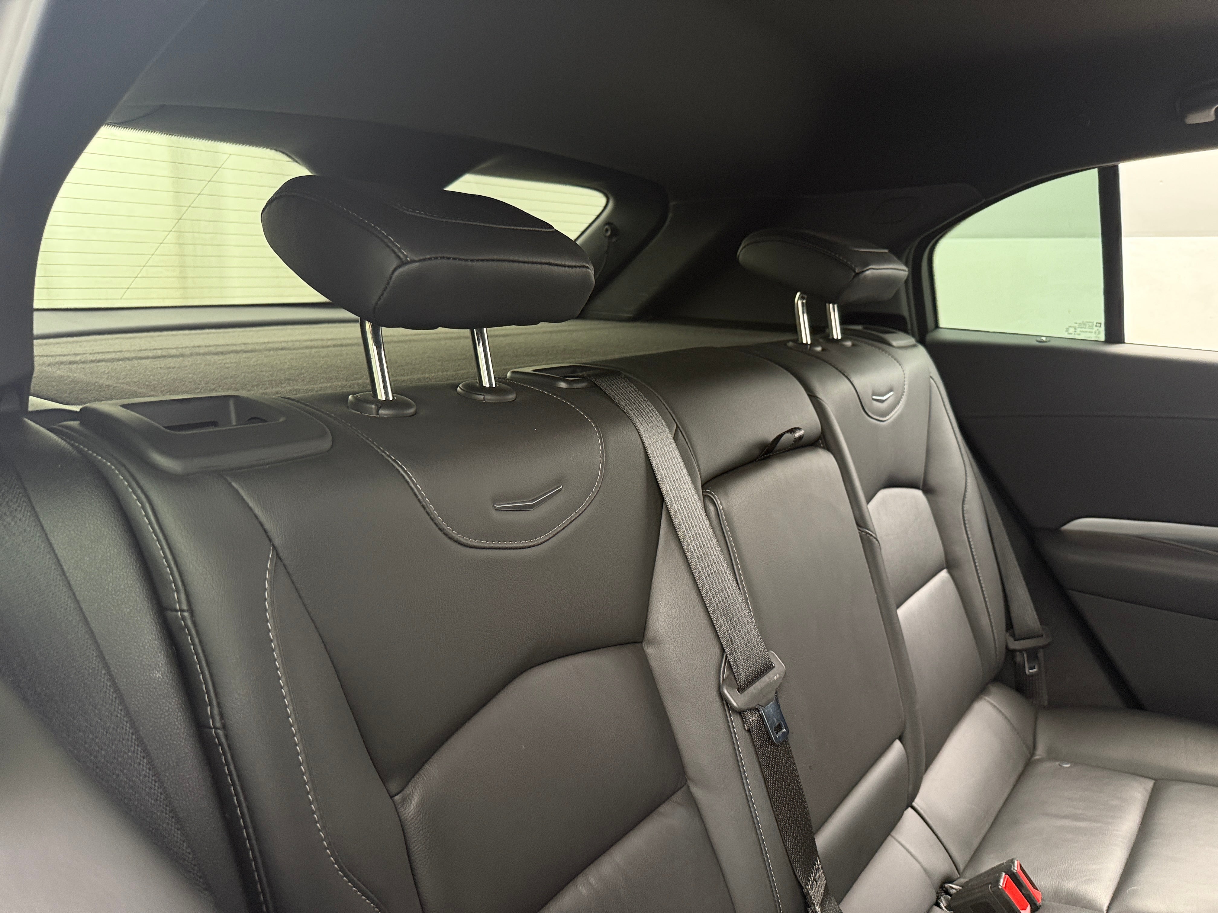 2023 Cadillac XT4 Premium Luxury 5