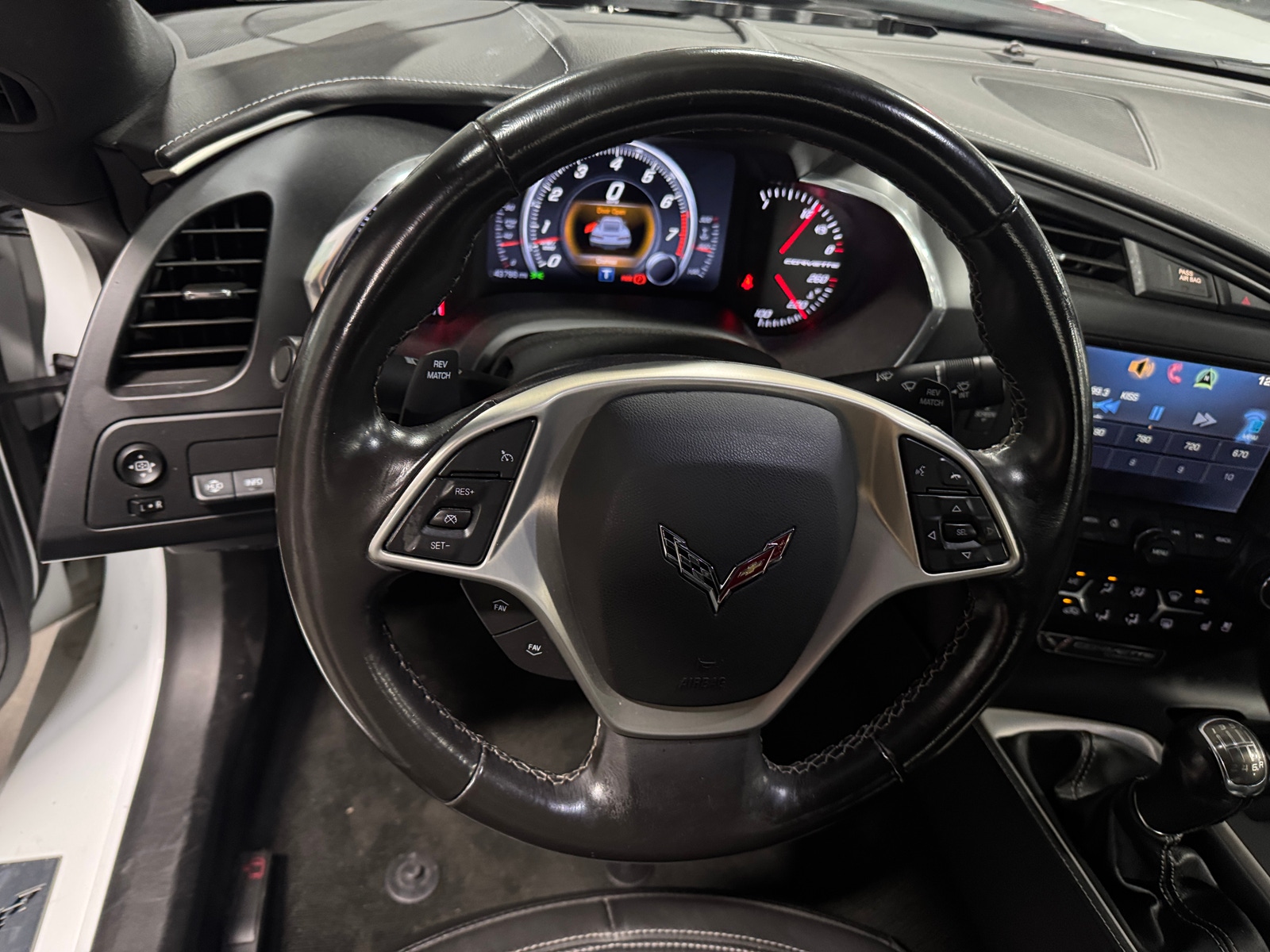 Thumbnail: 2014 Chevrolet Corvette - 3