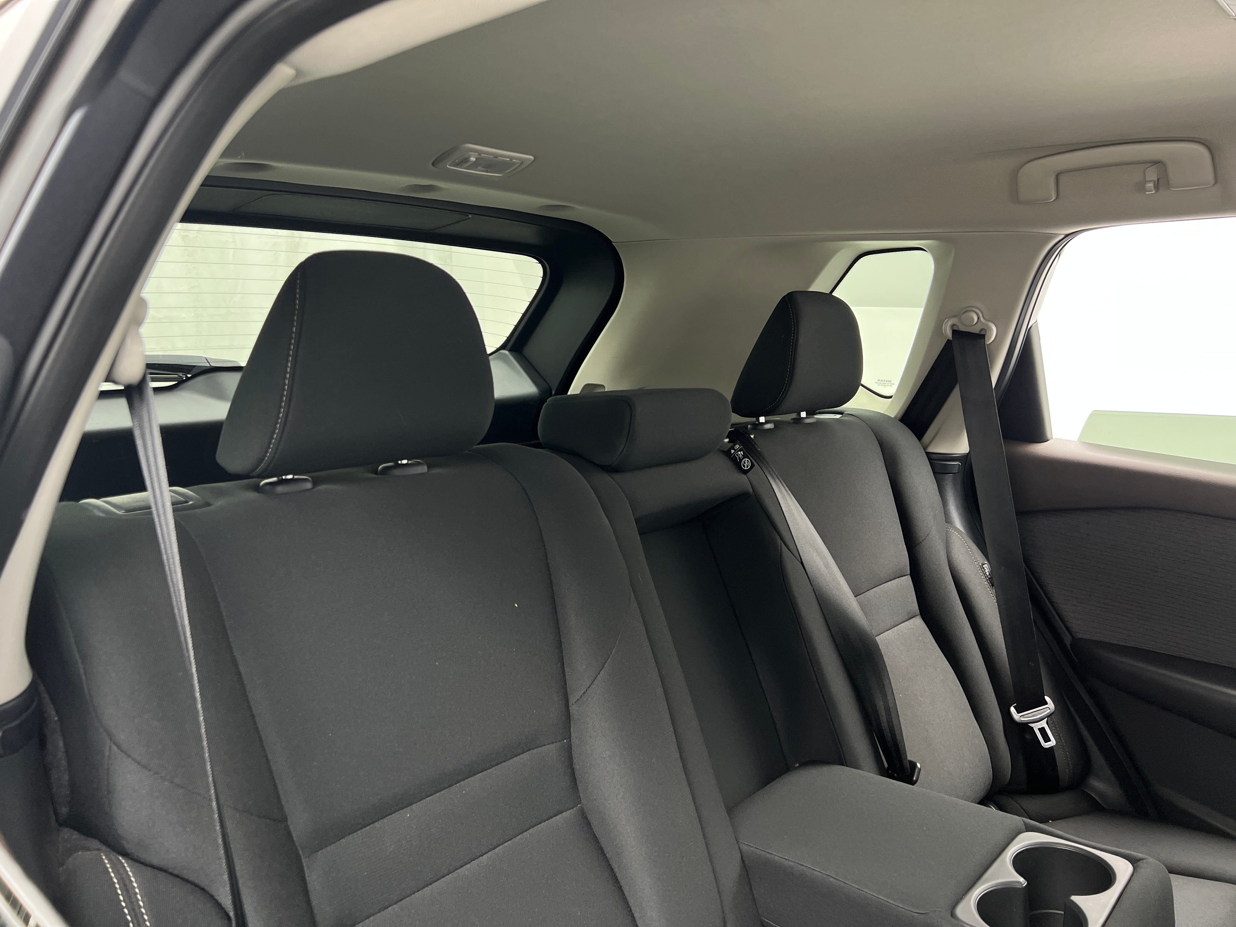 2023 Nissan Rogue S 6