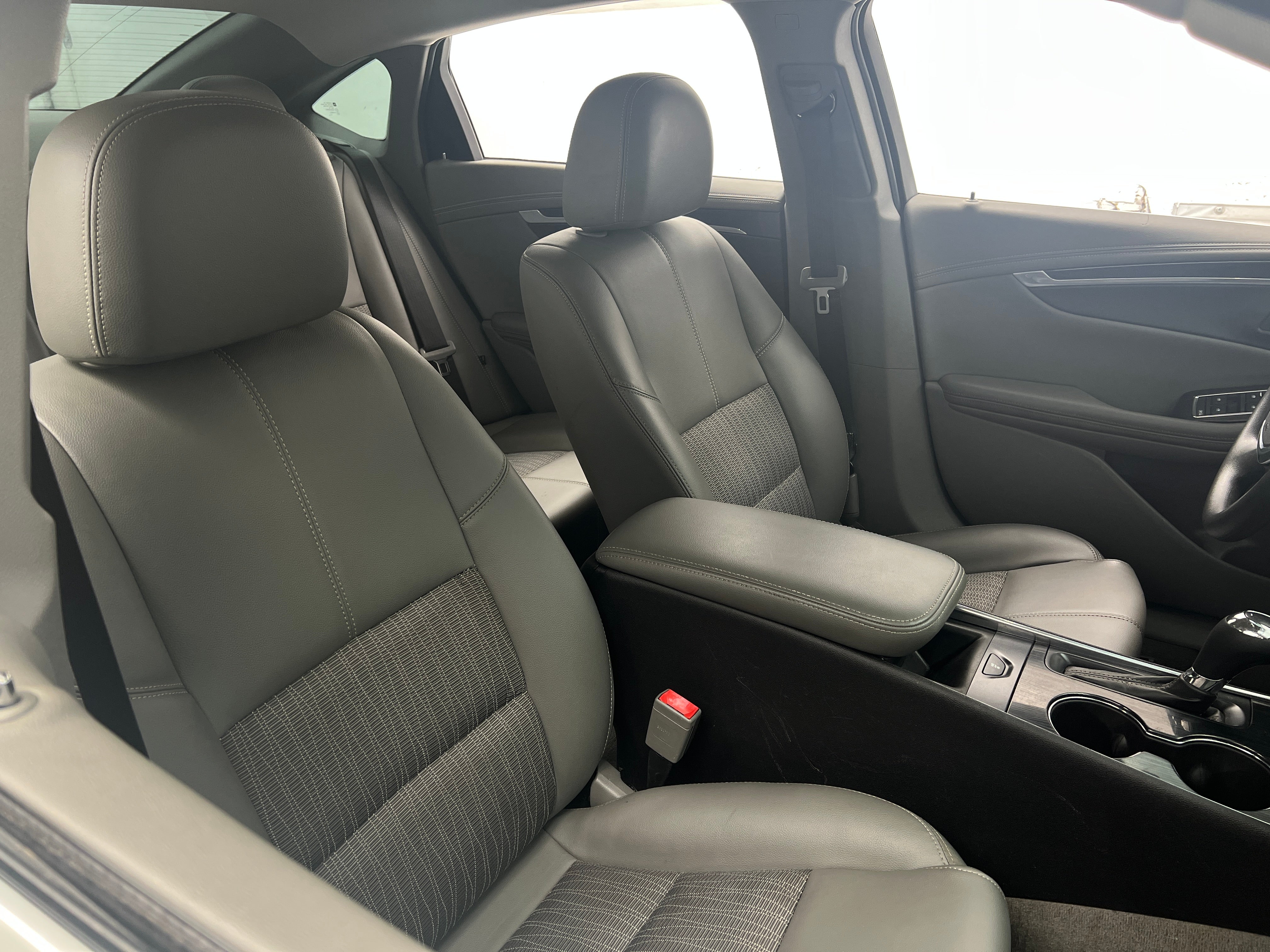 2018 Chevrolet Impala LS 2