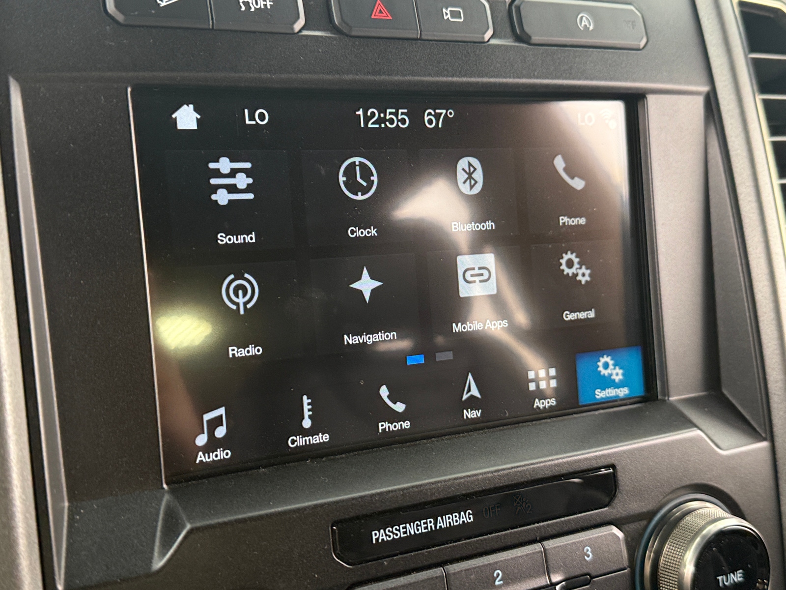 Thumbnail: 2018 Ford Econoline - 3