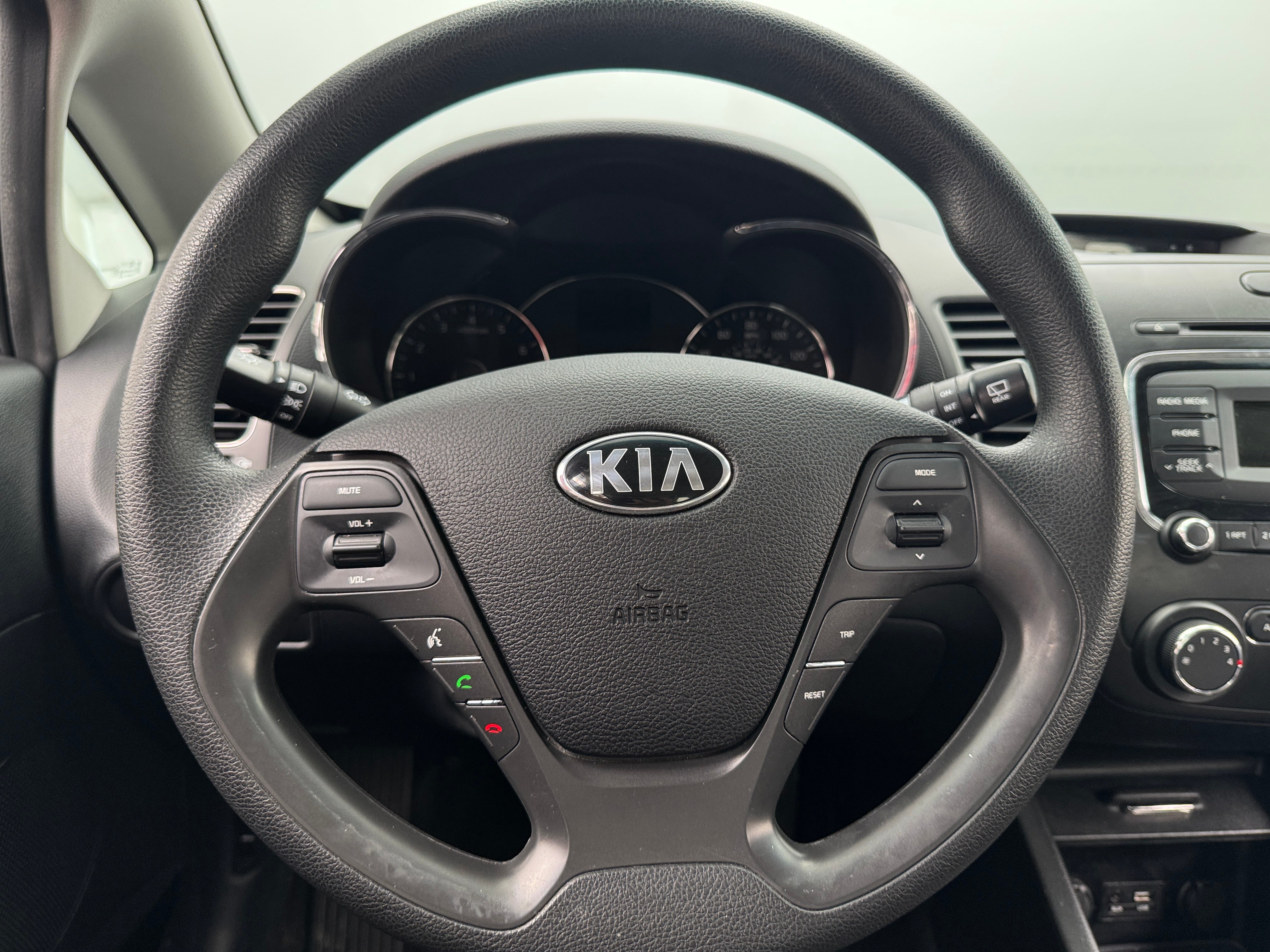 2017 Kia Forte LX 5