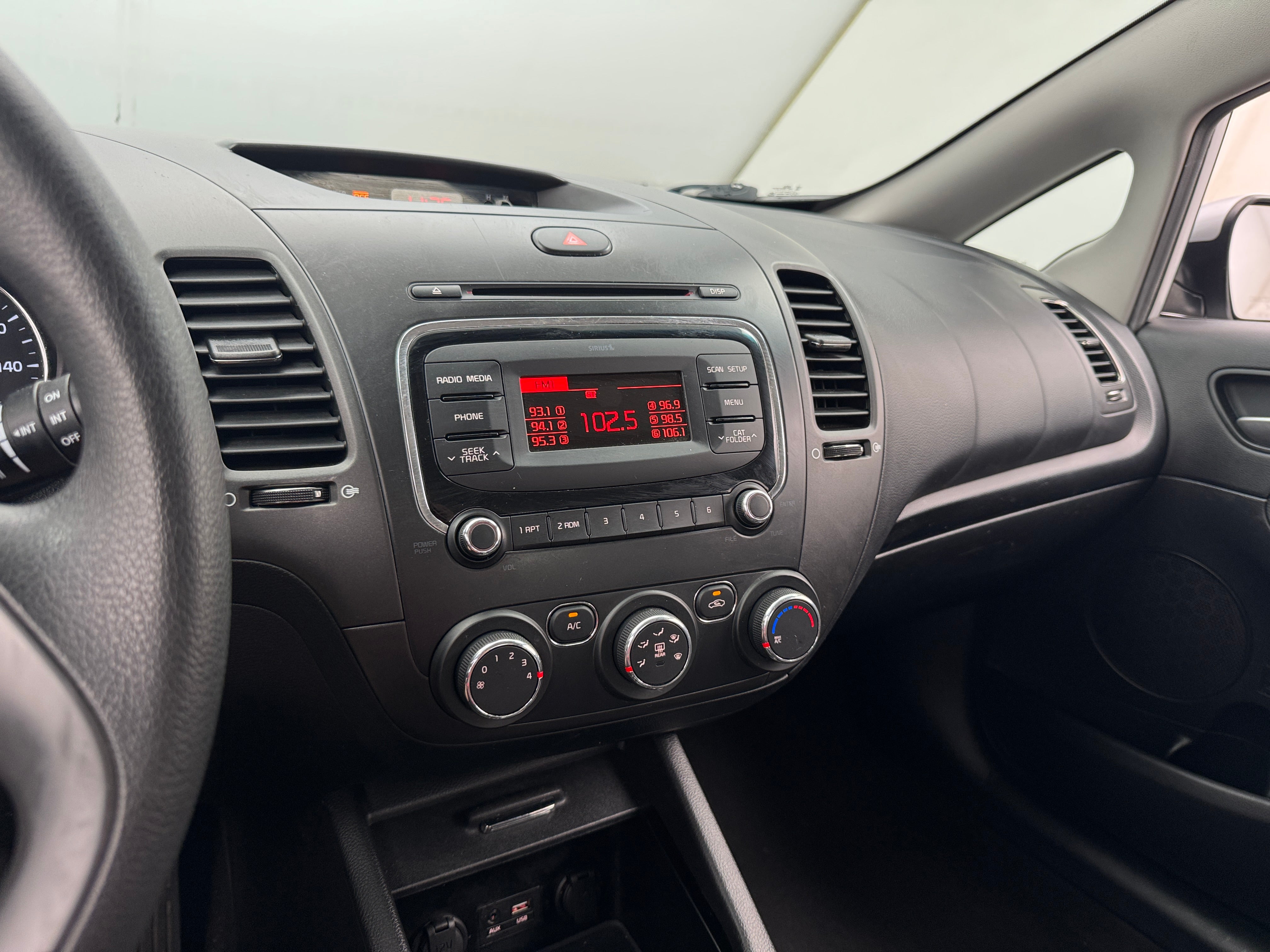2017 Kia Forte LX 4