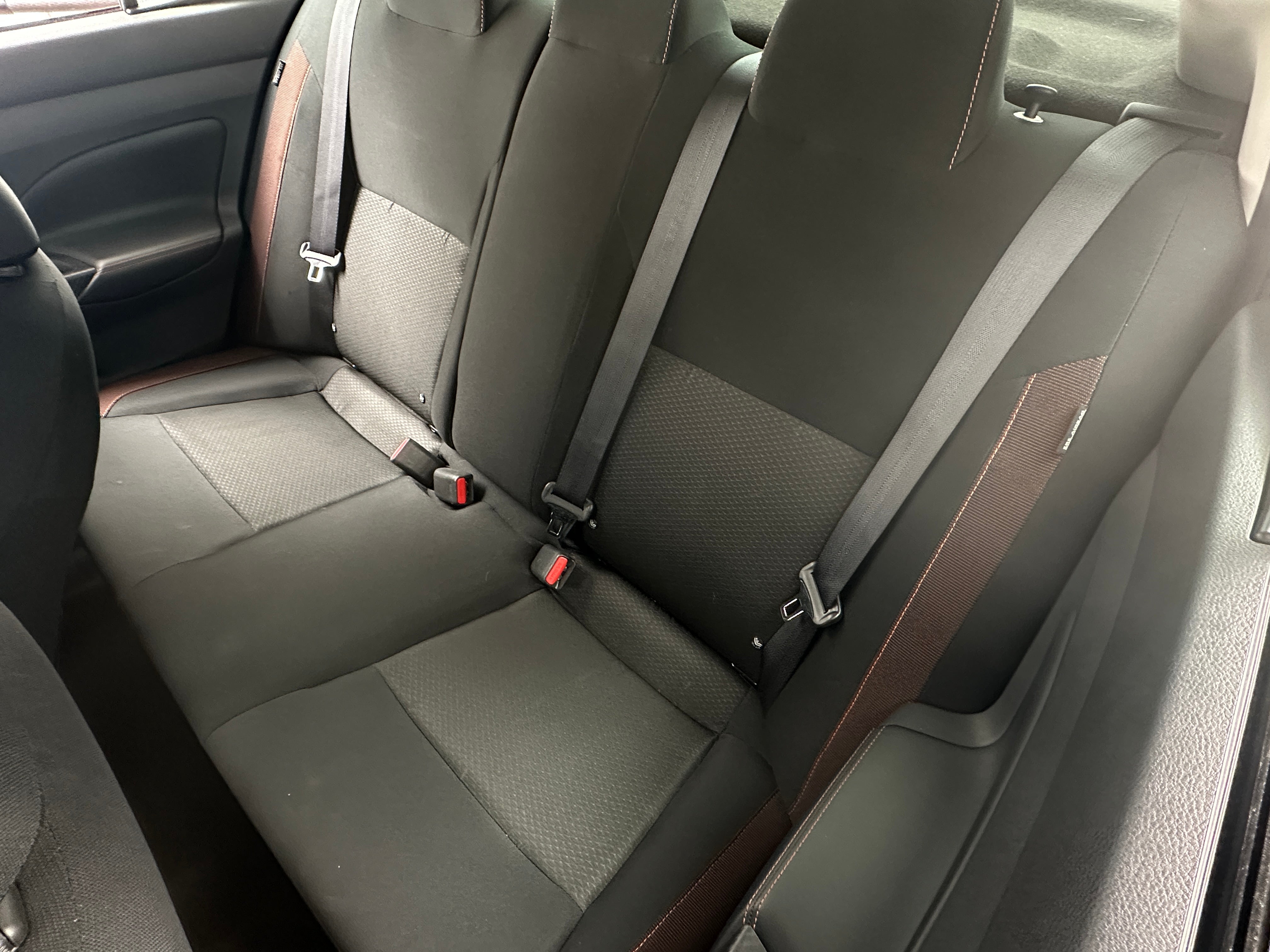 2022 Nissan Versa SR 6