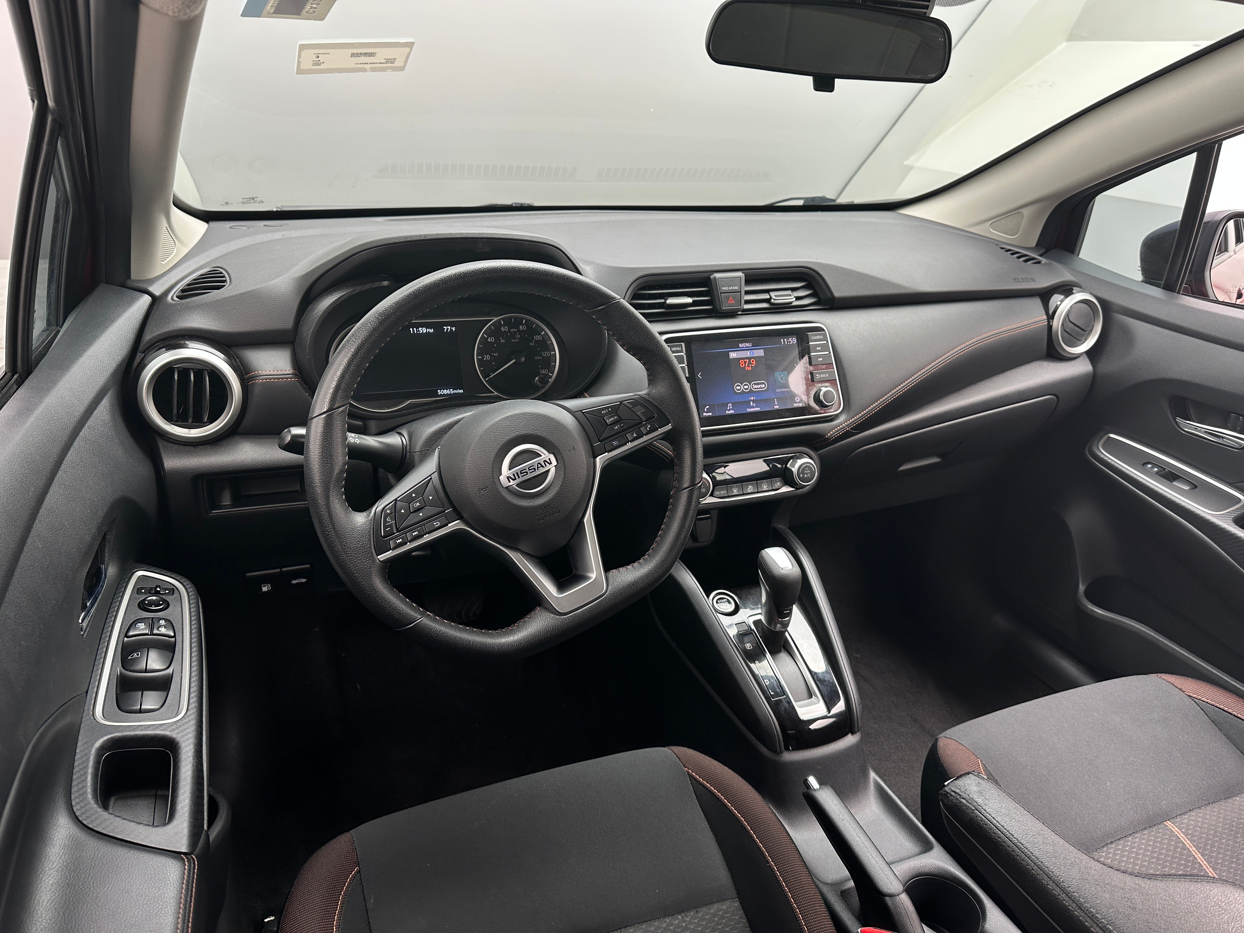 2022 Nissan Versa SR 3