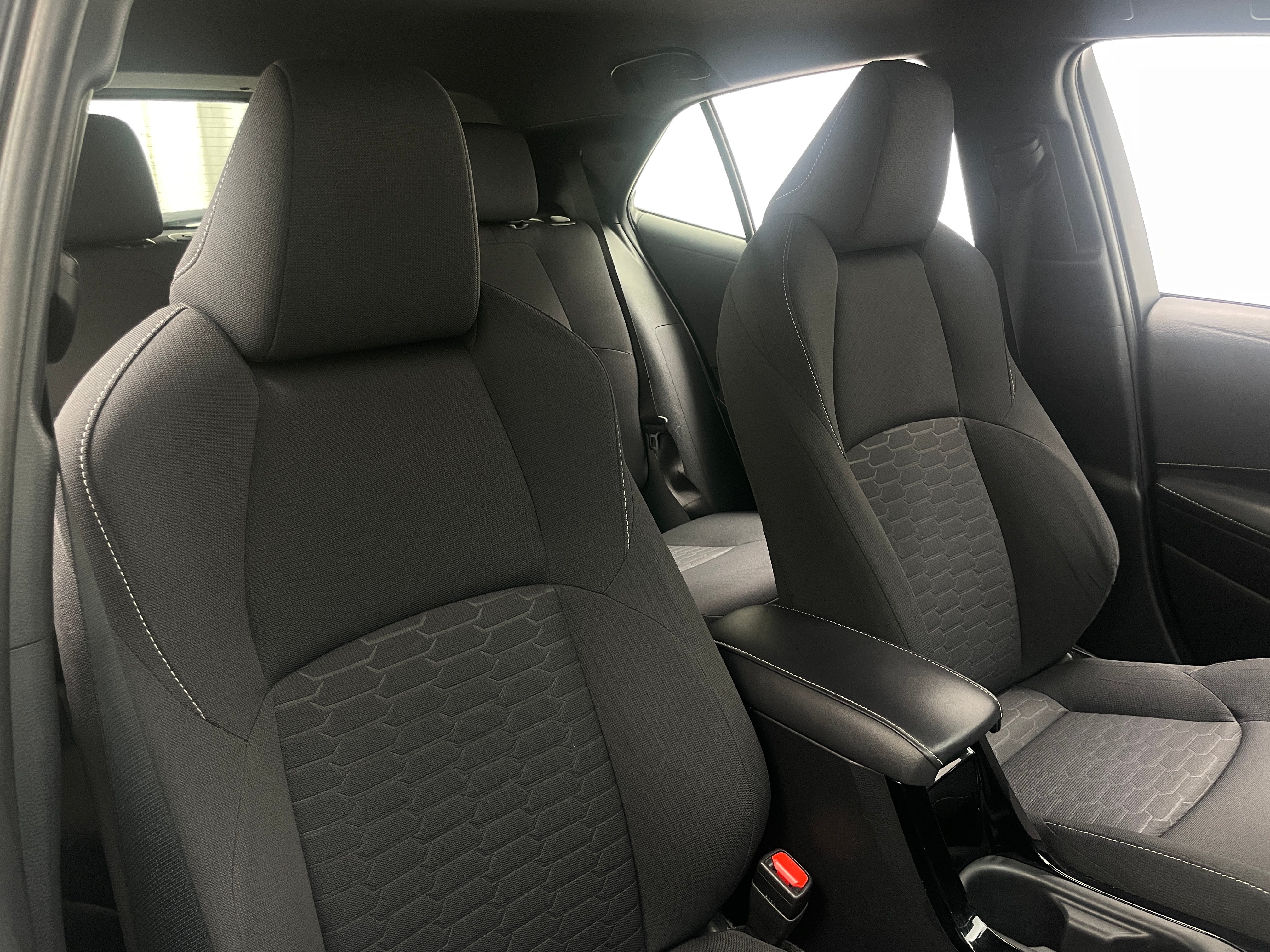 2021 Toyota Corolla SE 2