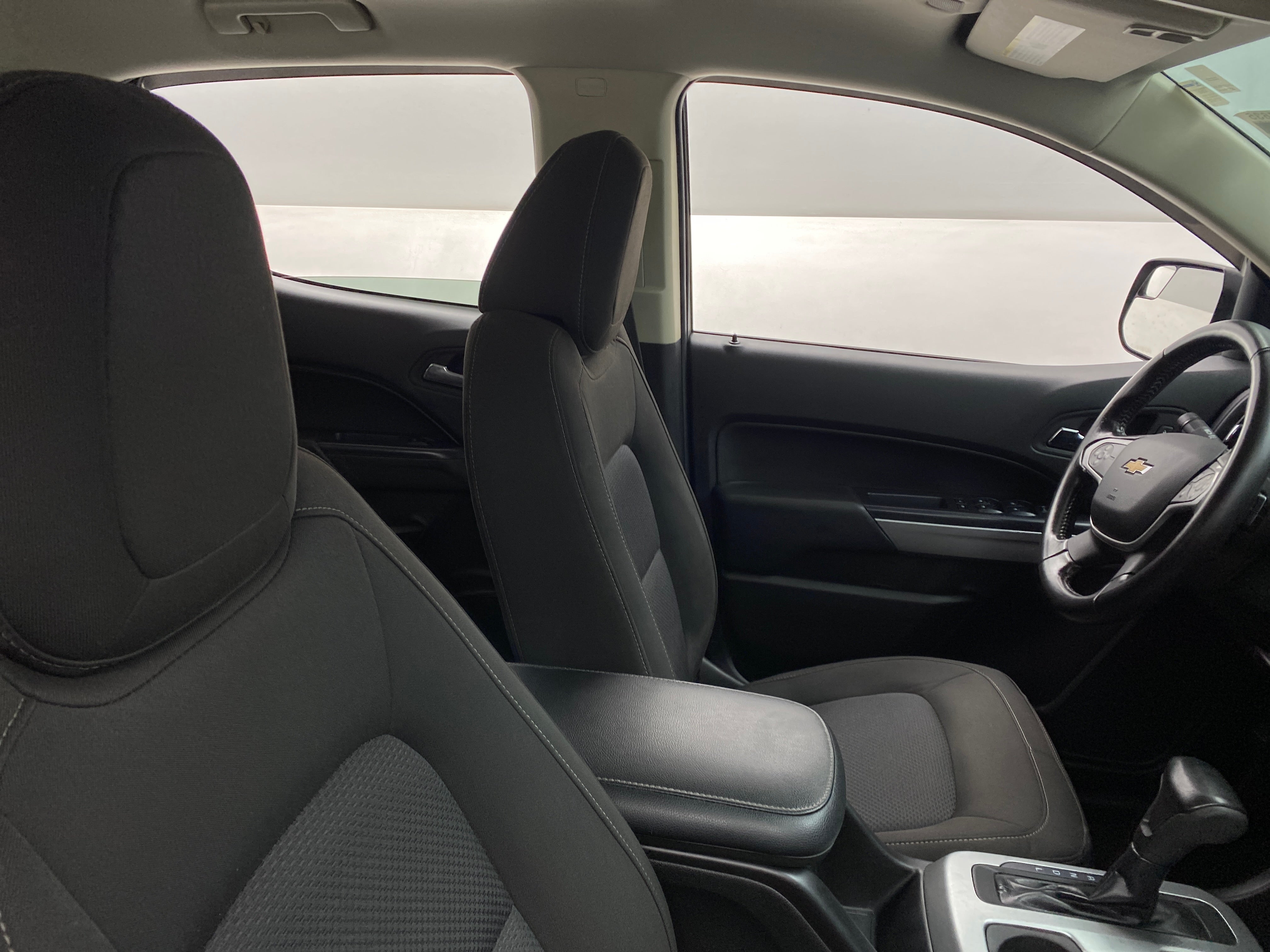 2020 Chevrolet Colorado LT 2
