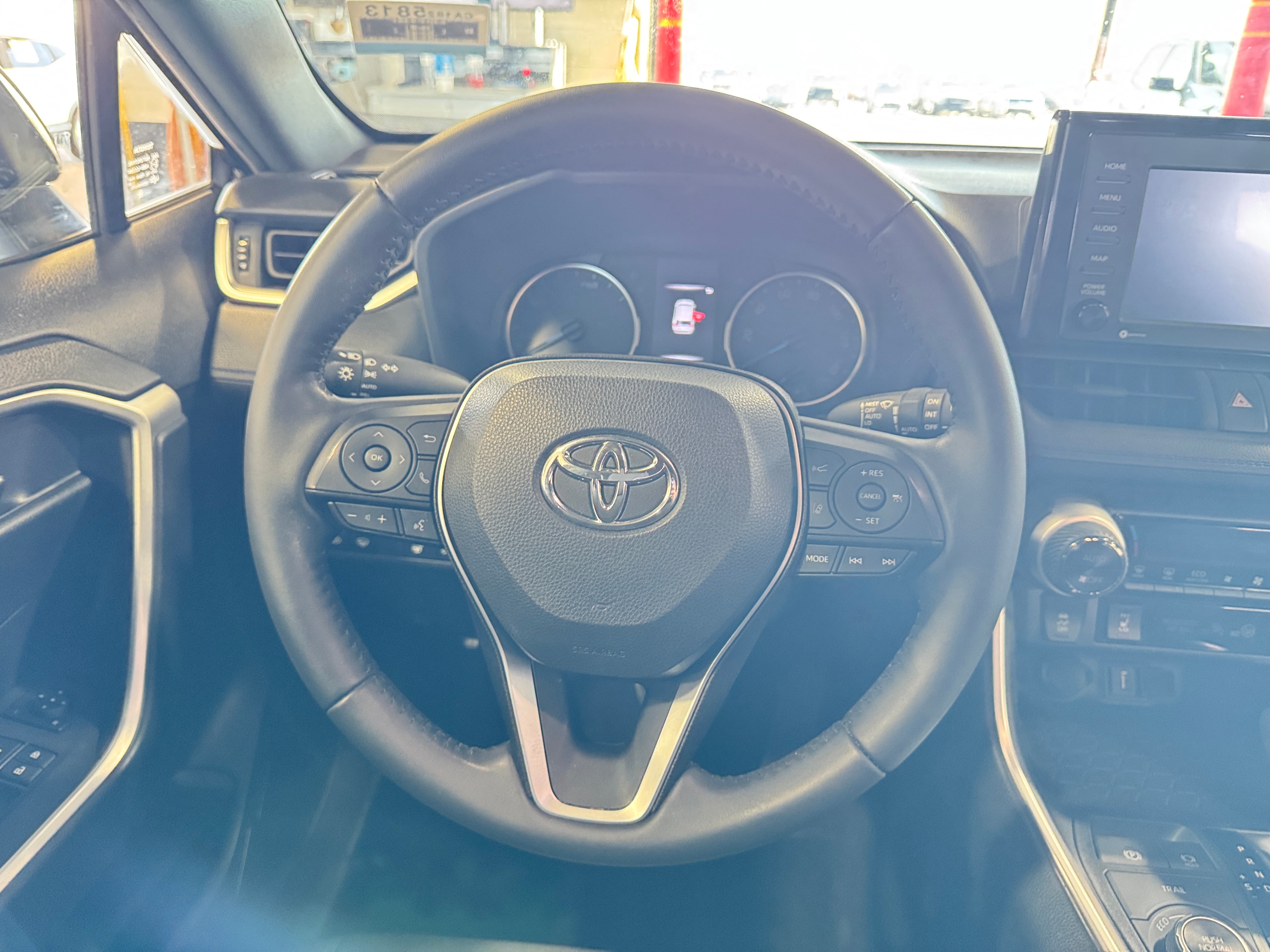 2022 Toyota RAV4 SE 5