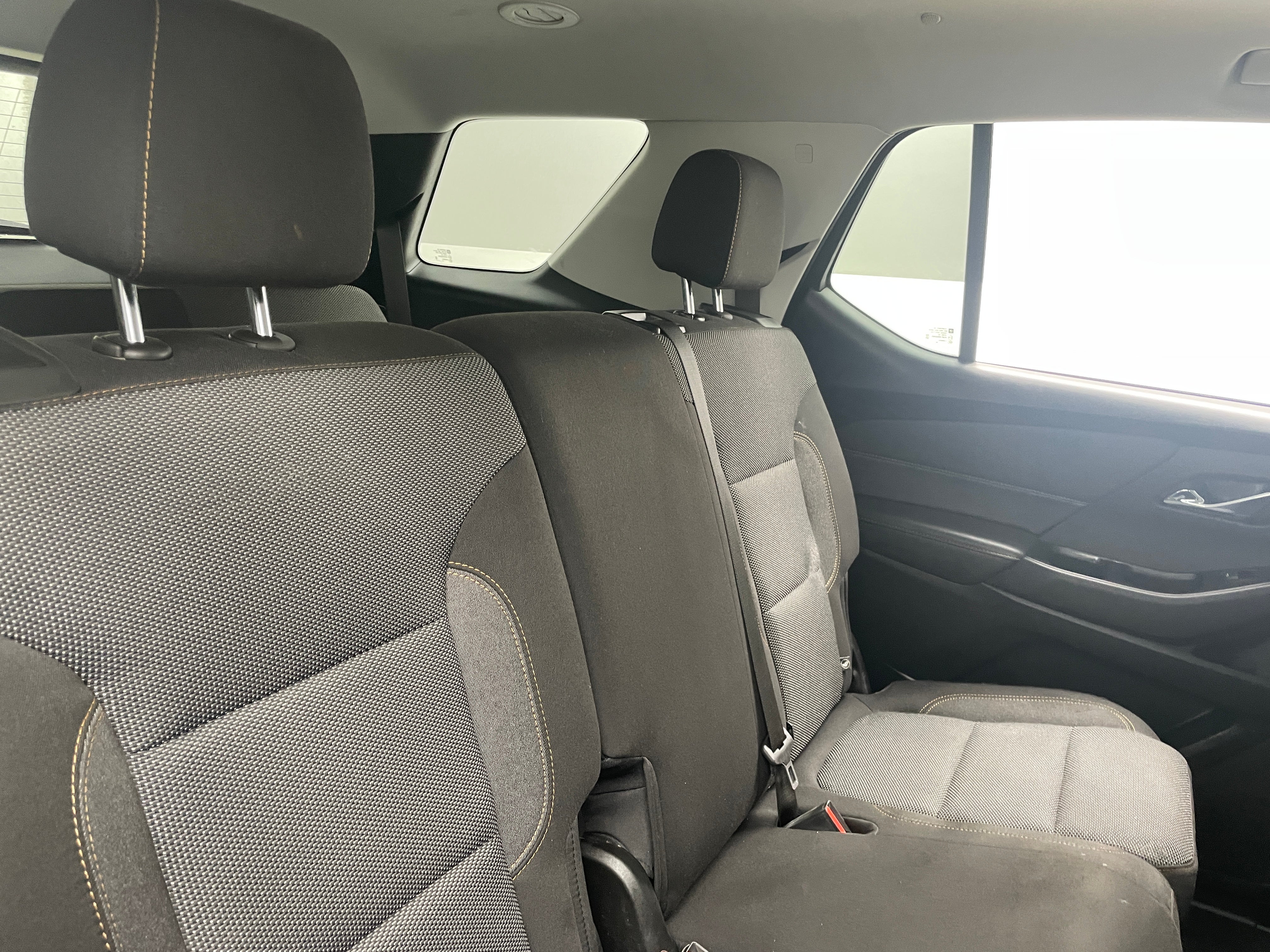 2020 Chevrolet Traverse LS 6
