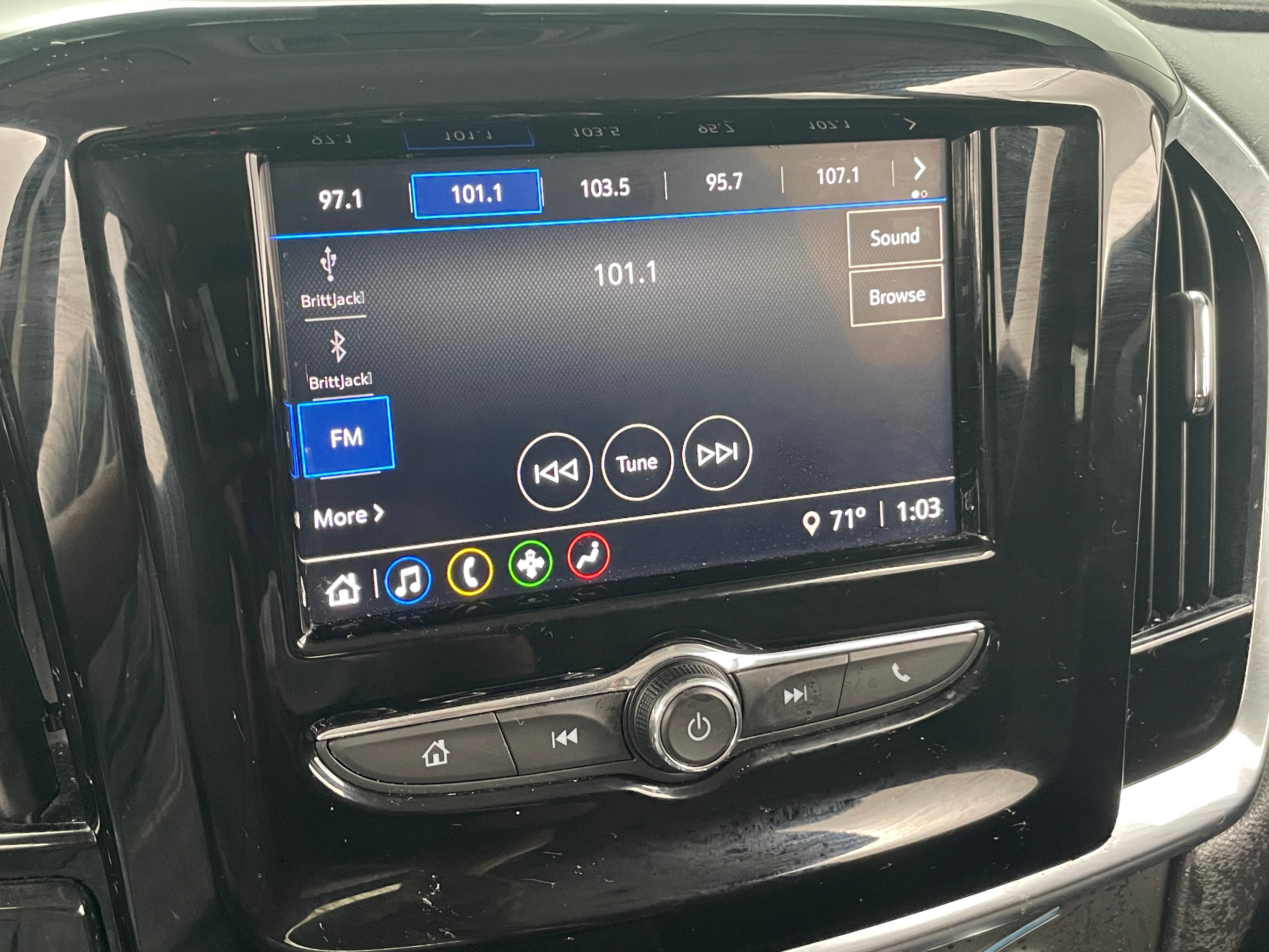2020 Chevrolet Traverse LS 4