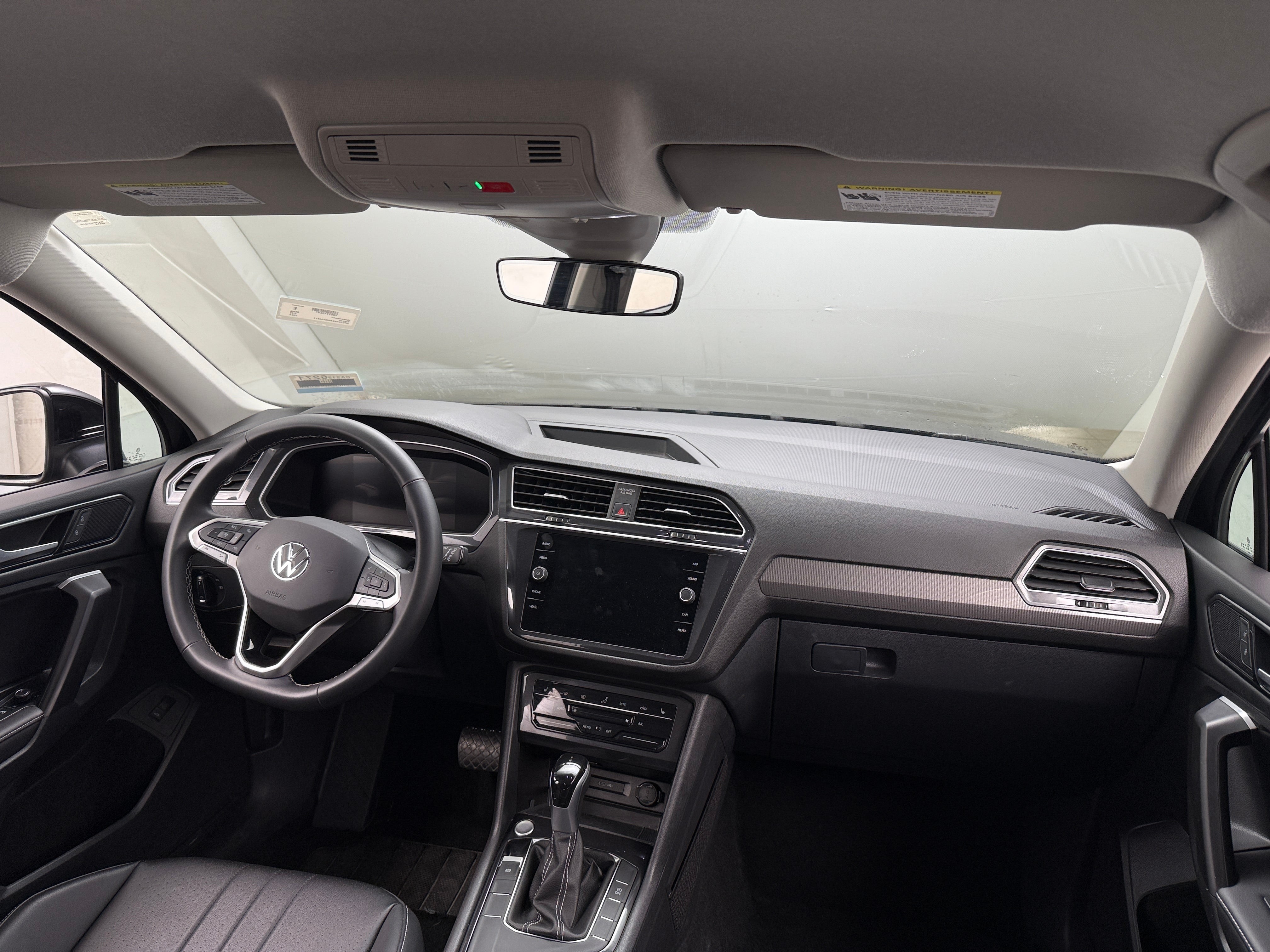 2024 Volkswagen Tiguan SE 2