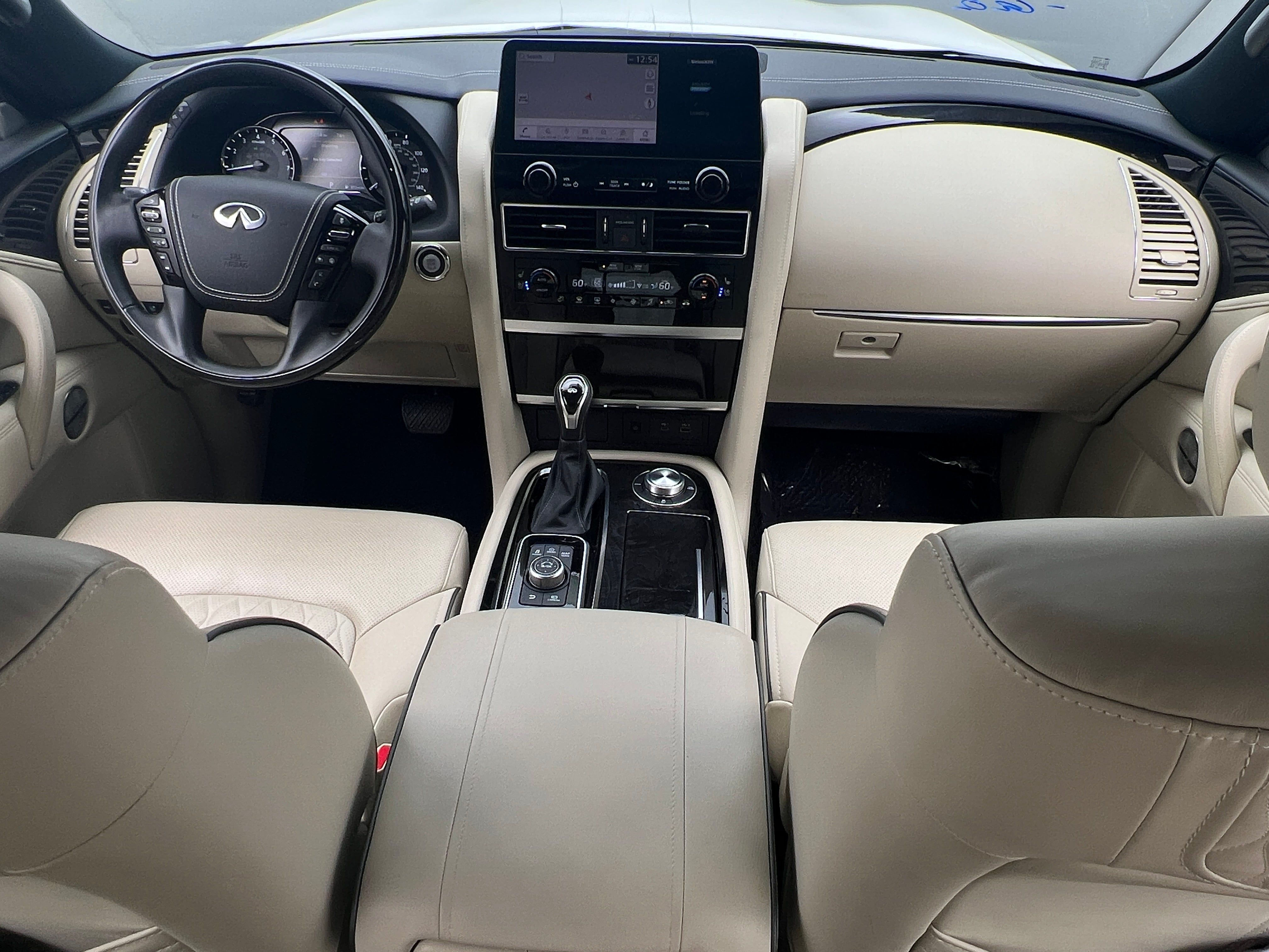 2023 INFINITI QX80 Sensory 2