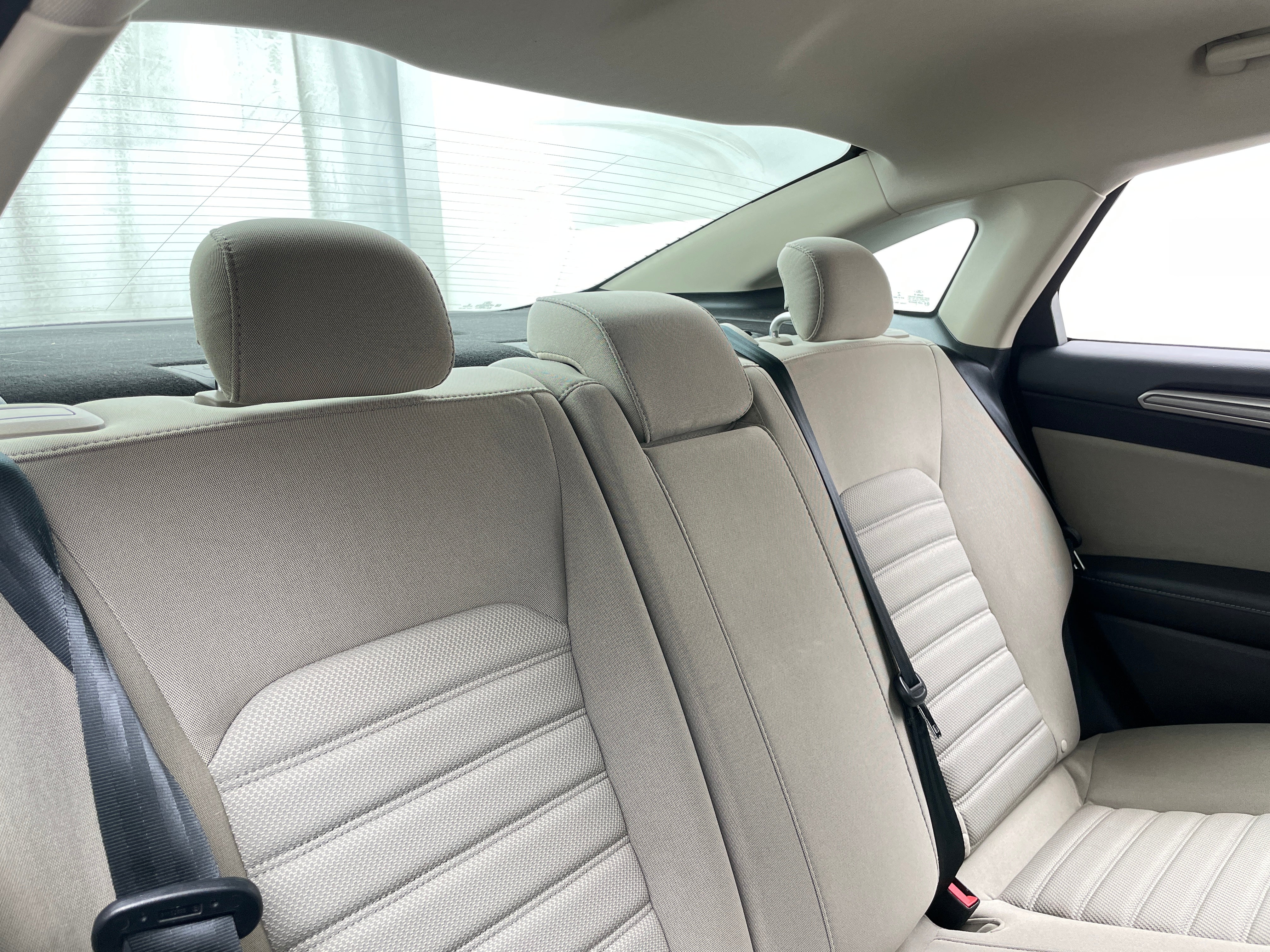 2017 Ford Fusion S 6