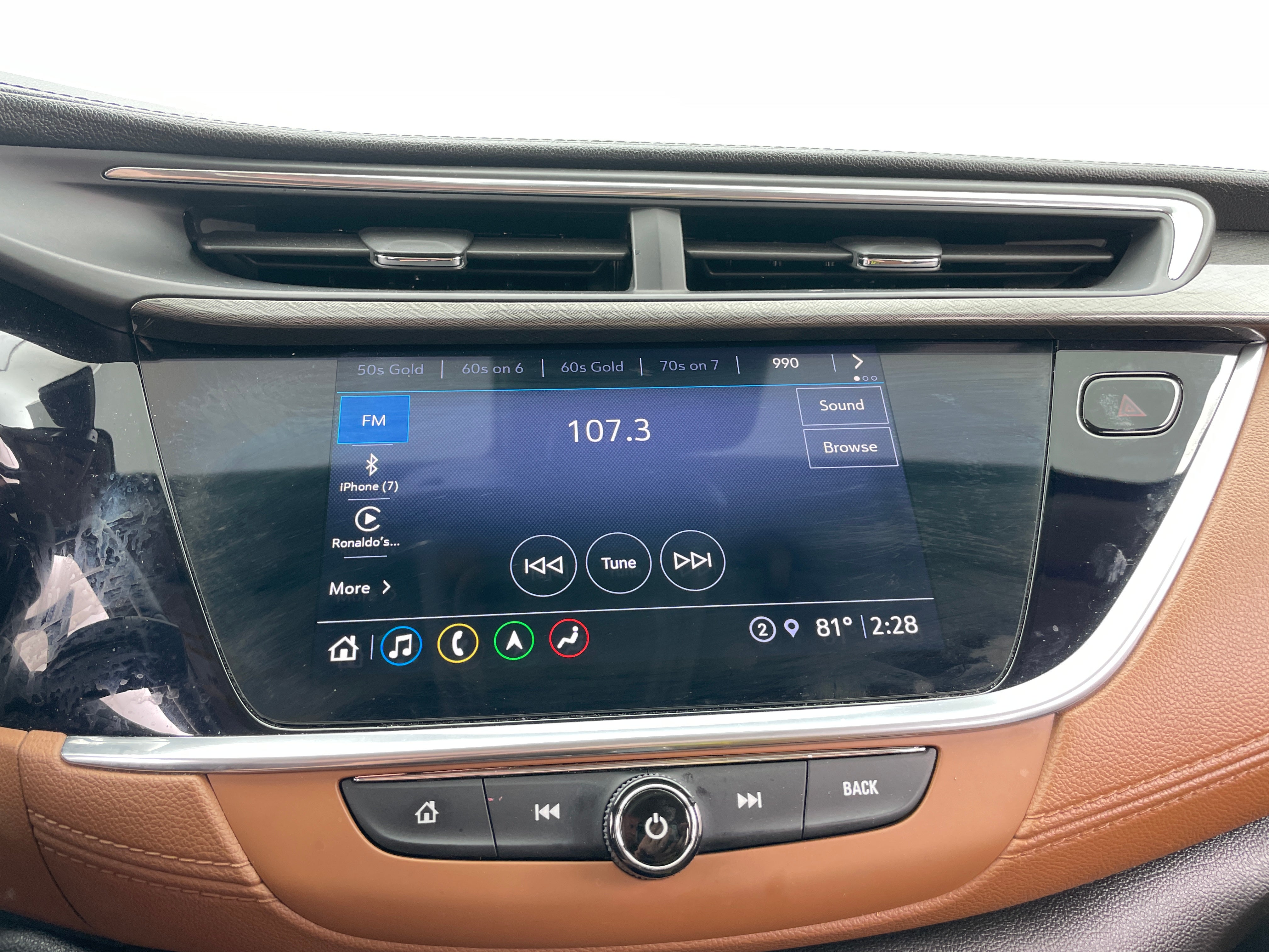 2021 Buick Encore GX Essence 3