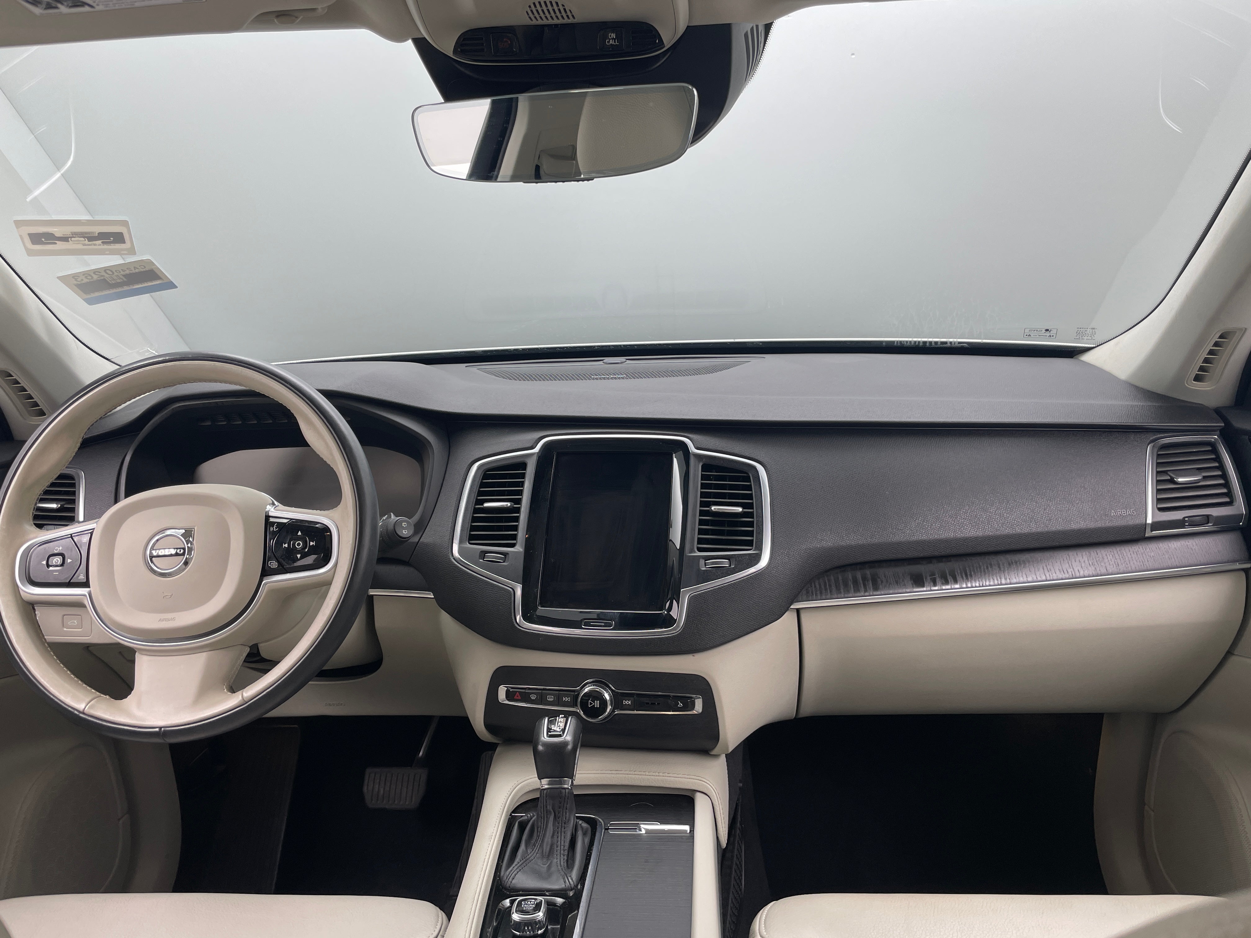 2020 Volvo XC90 T6 Momentum 2