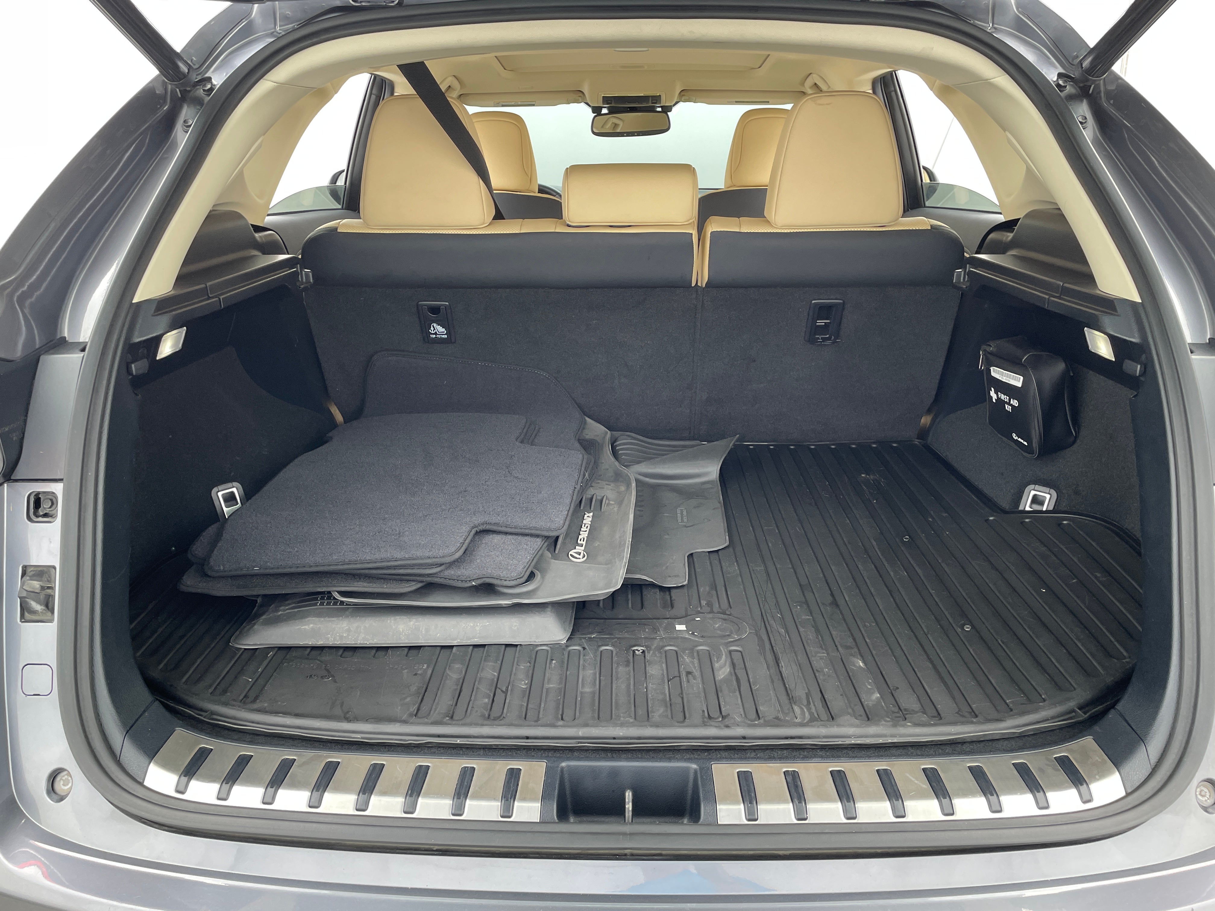 2021 Lexus NX Hybrid 300h 6