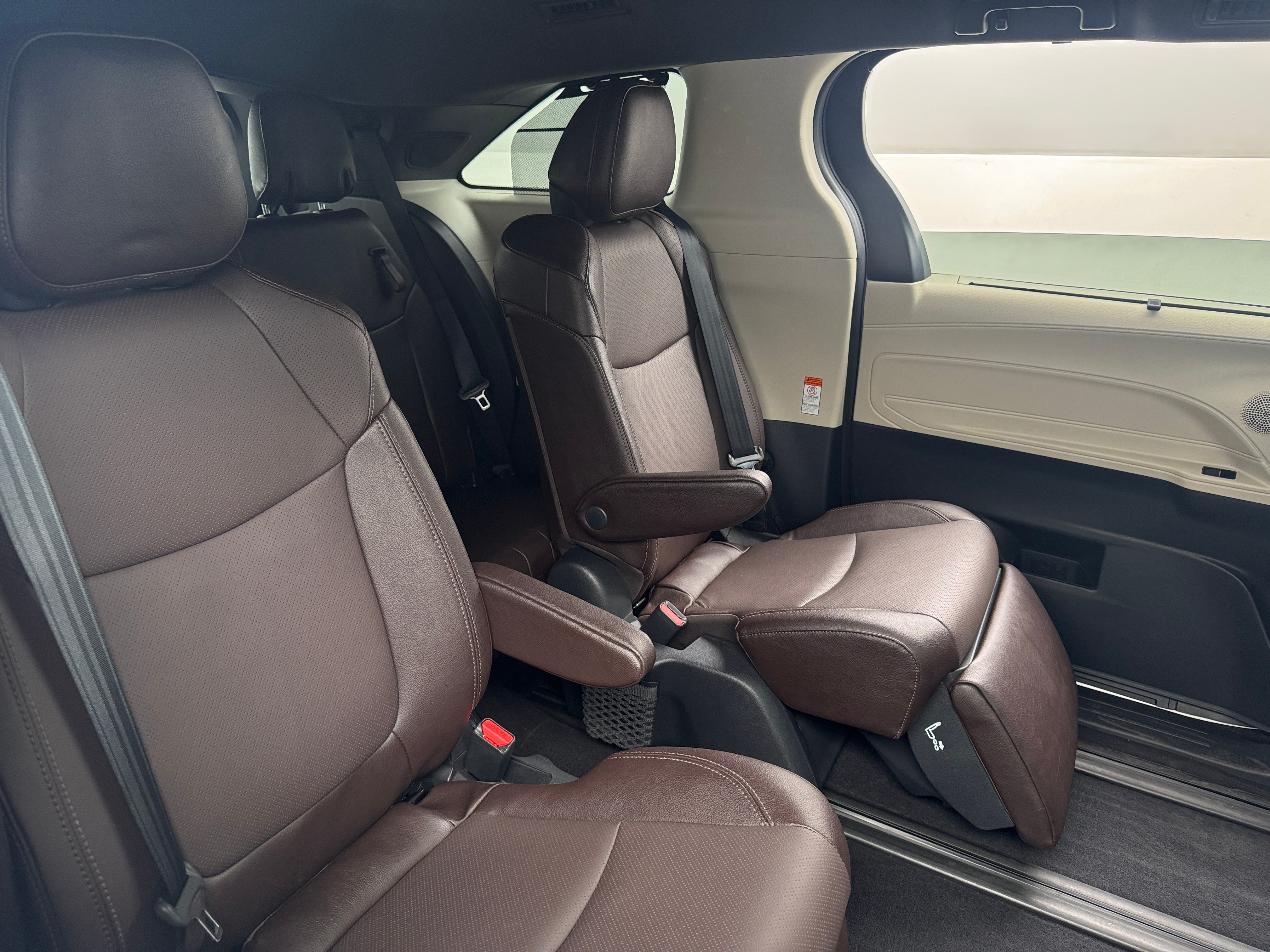 2021 Toyota Sienna Platinum 5