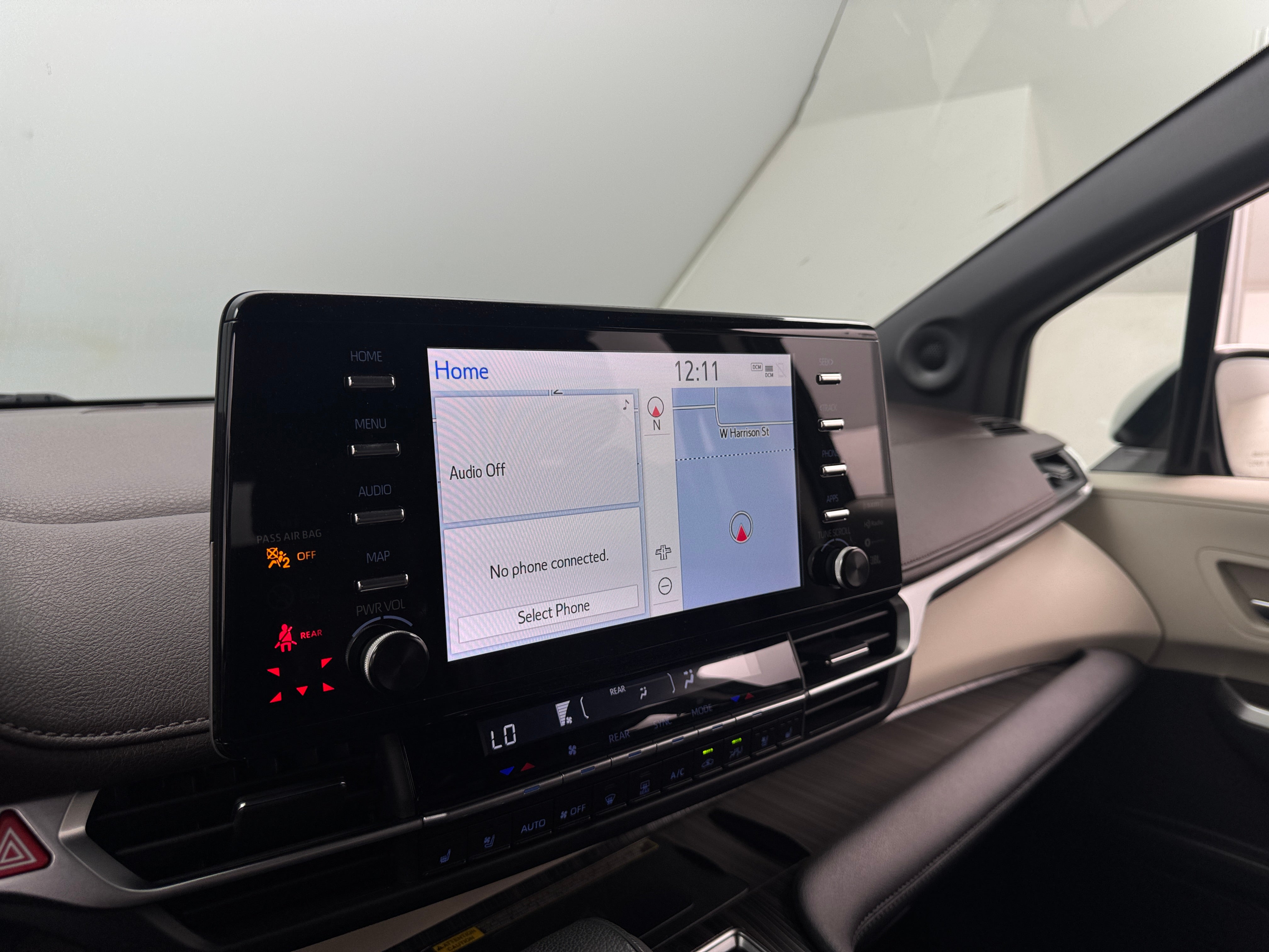 2021 Toyota Sienna Platinum 3