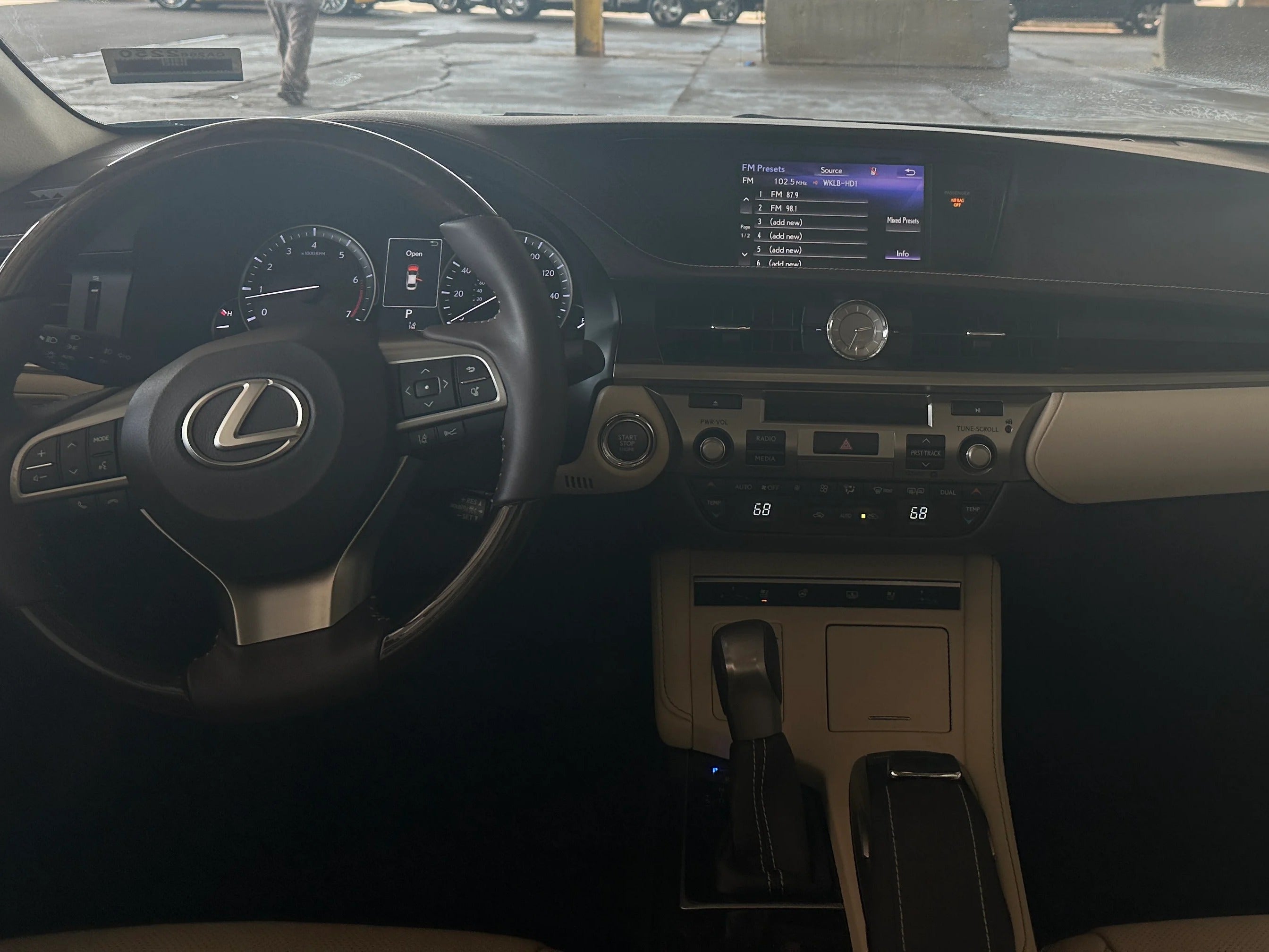 2017 Lexus ES 350 2