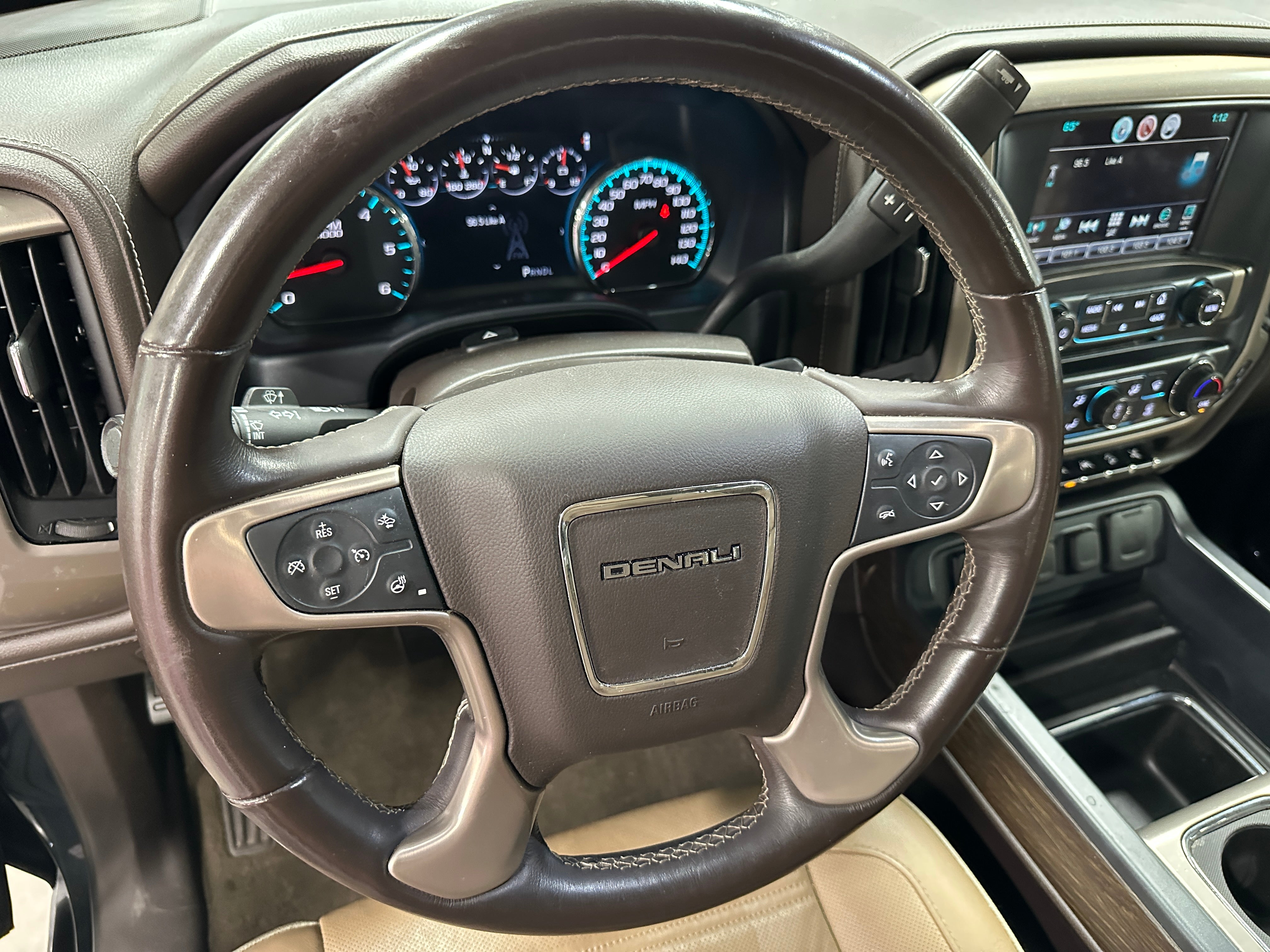 2017 GMC Sierra 1500 Denali 4