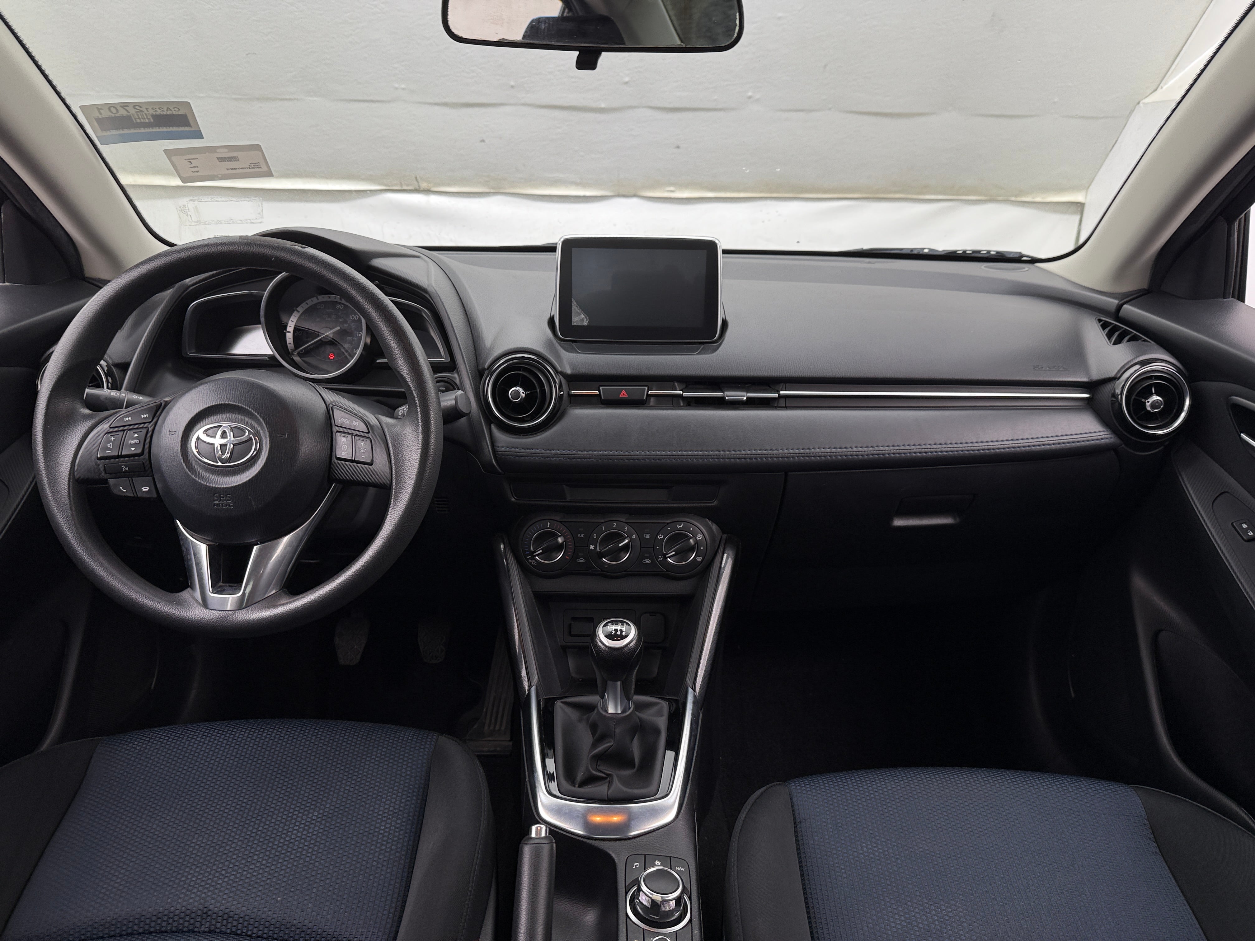 2017 Toyota Yaris iA Base 3