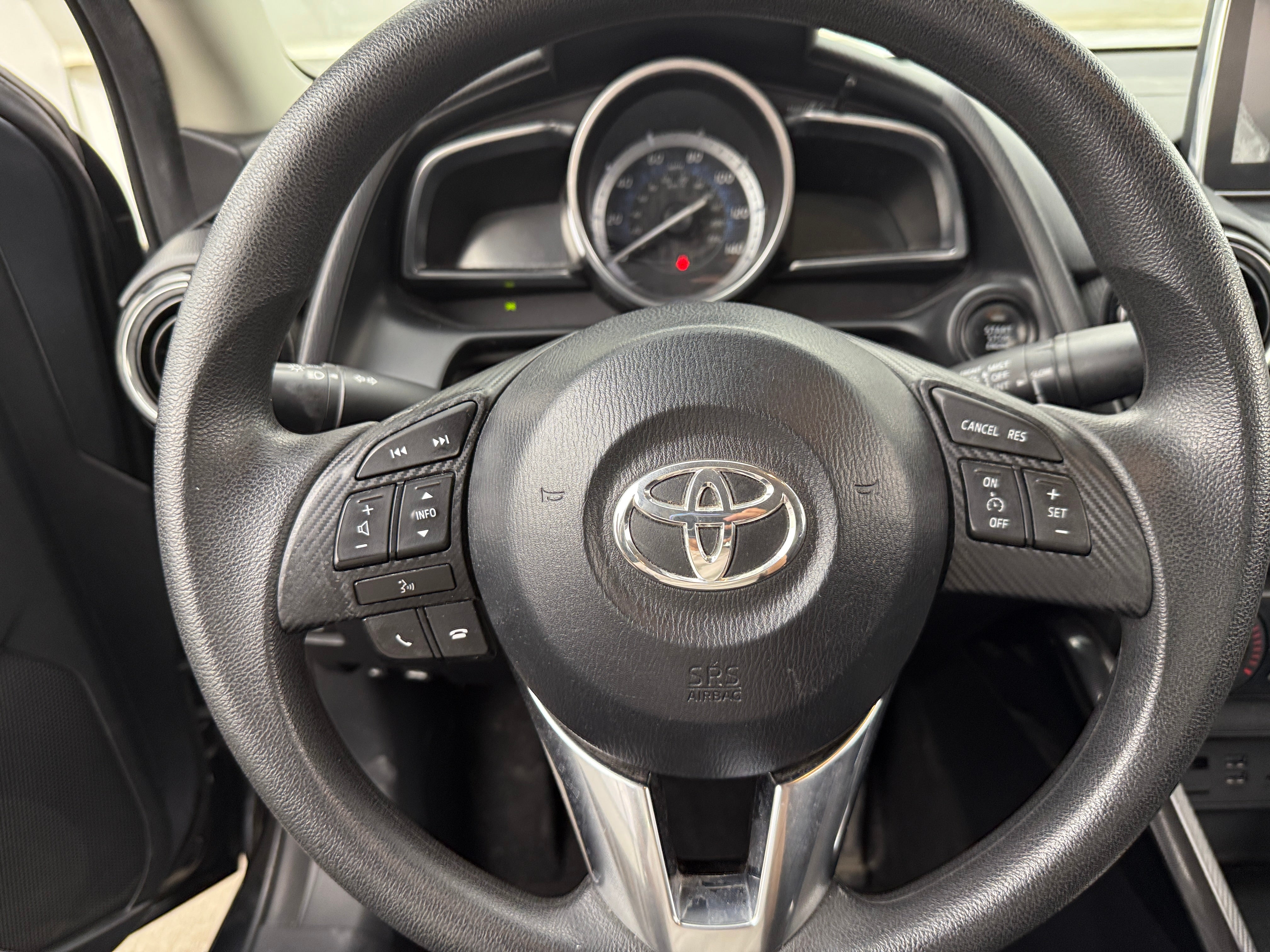 2017 Toyota Yaris iA Base 5