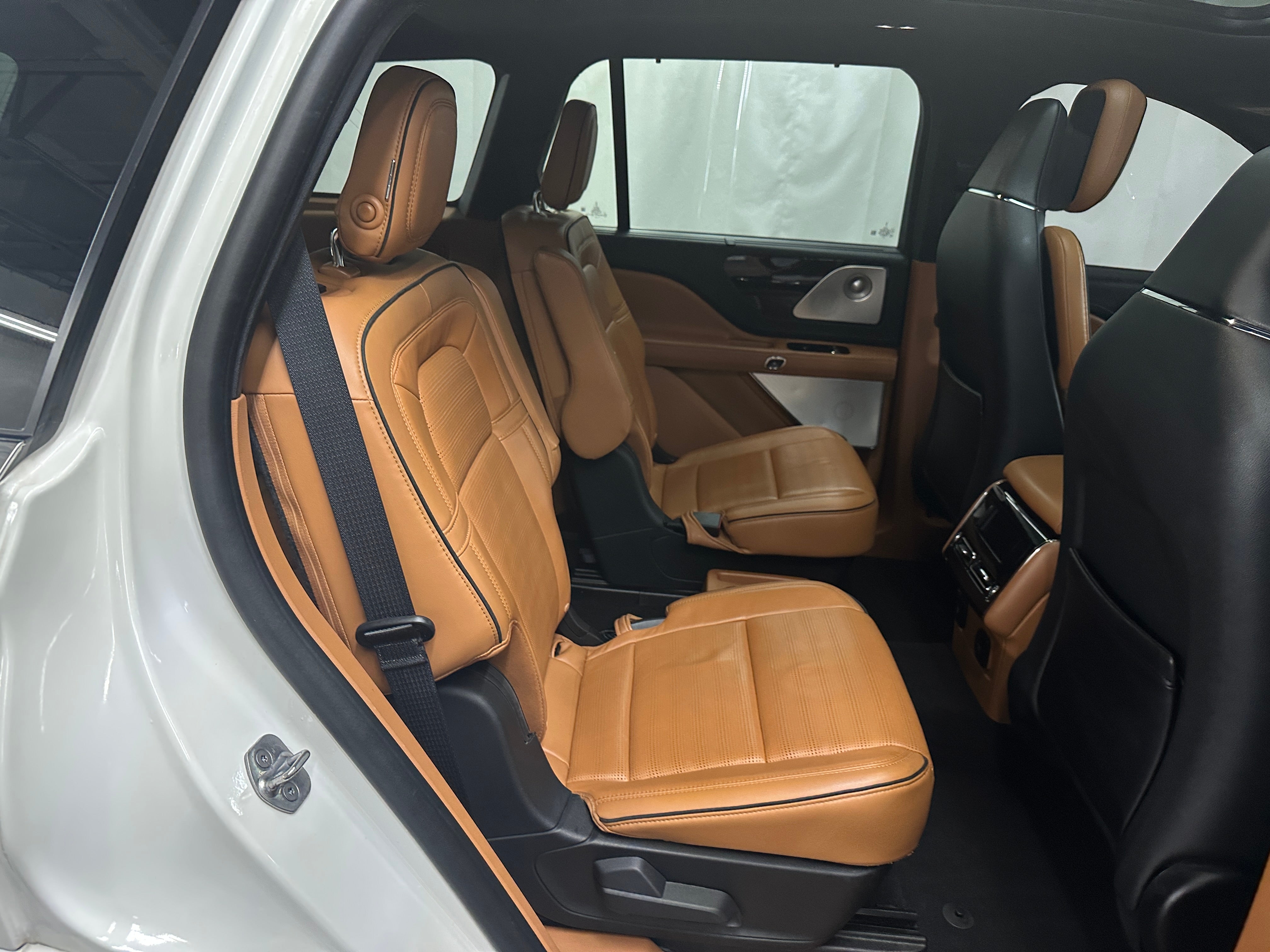 2020 Lincoln Aviator Black Label 5