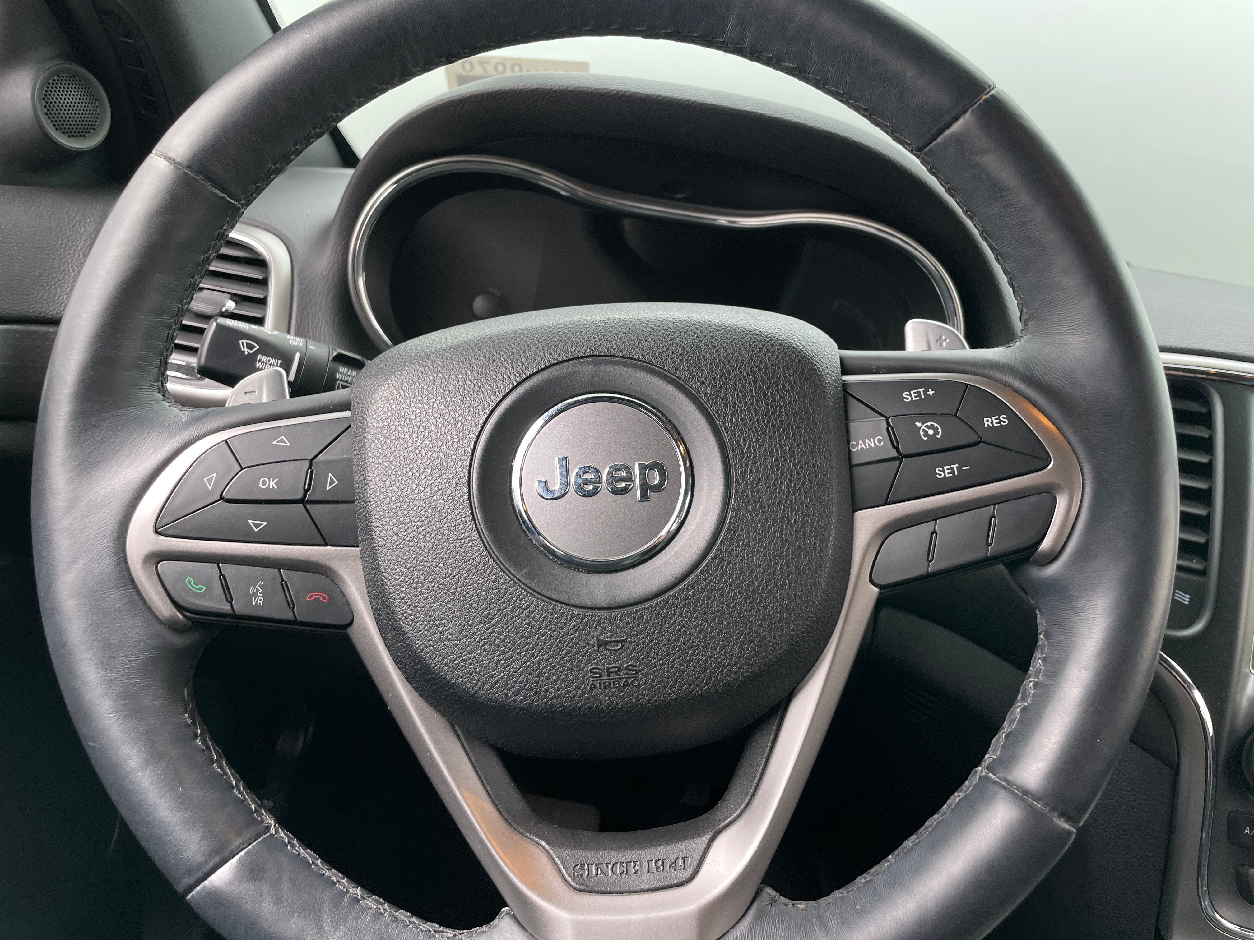 2017 Jeep Grand Cherokee Altitude 5