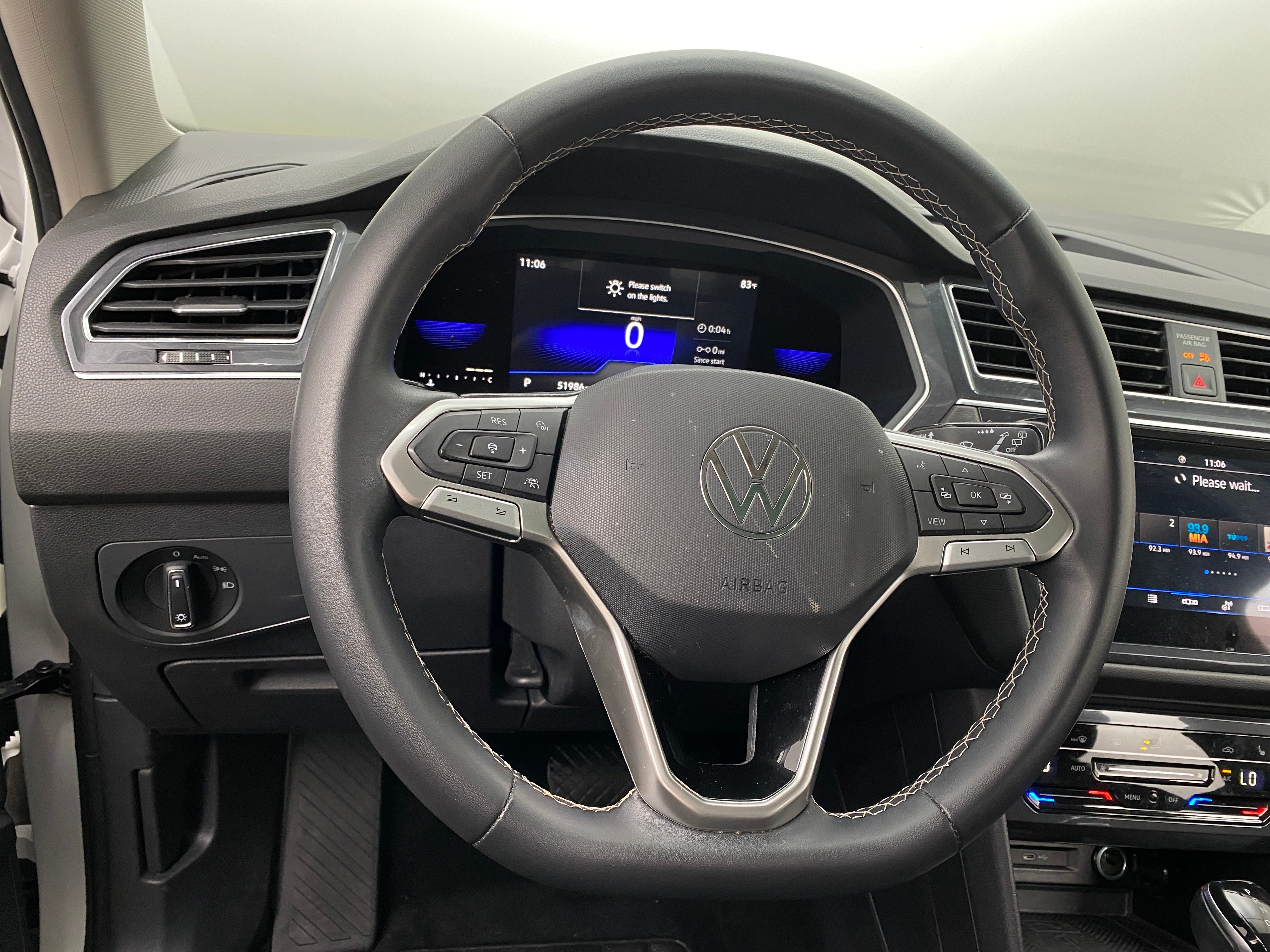 2022 Volkswagen Tiguan SE 4