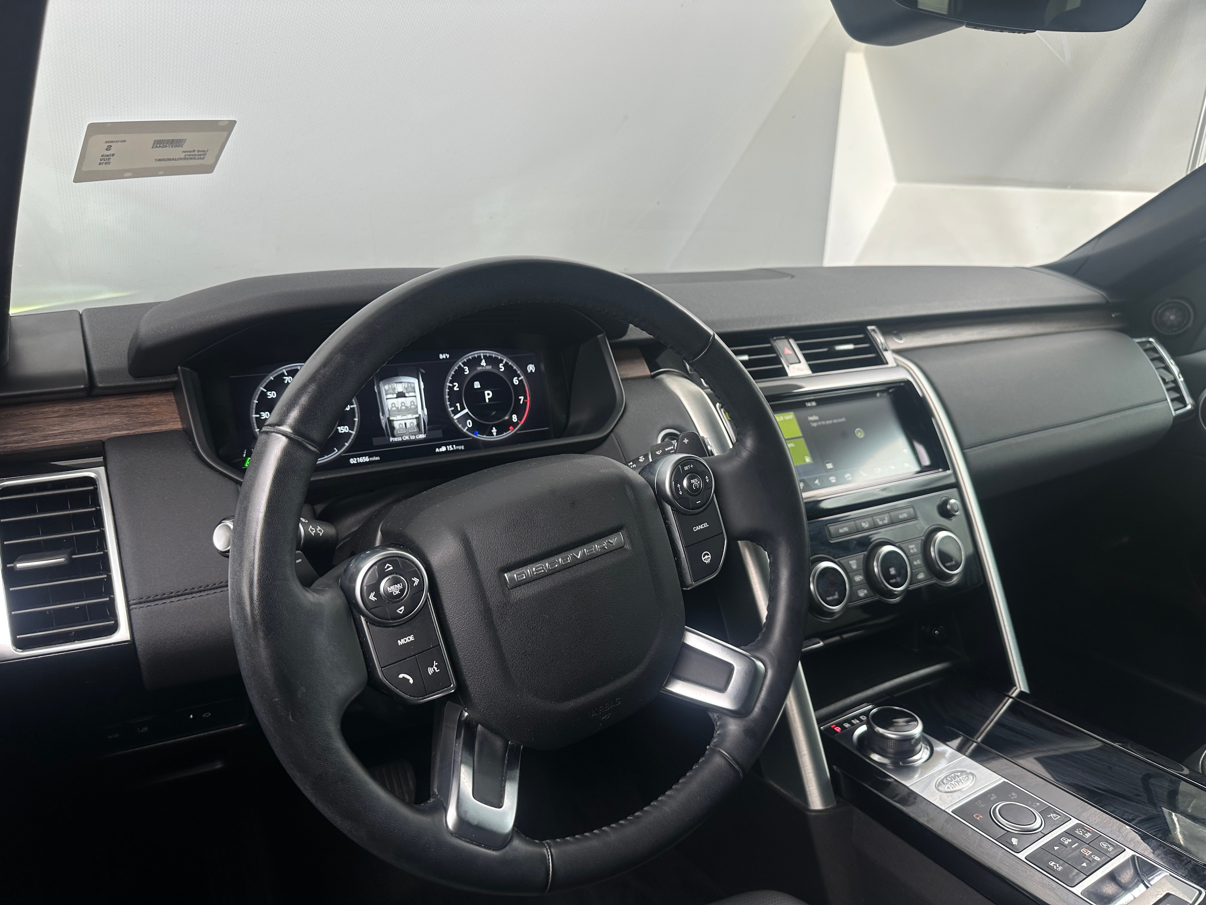2018 Land Rover Discovery HSE 2