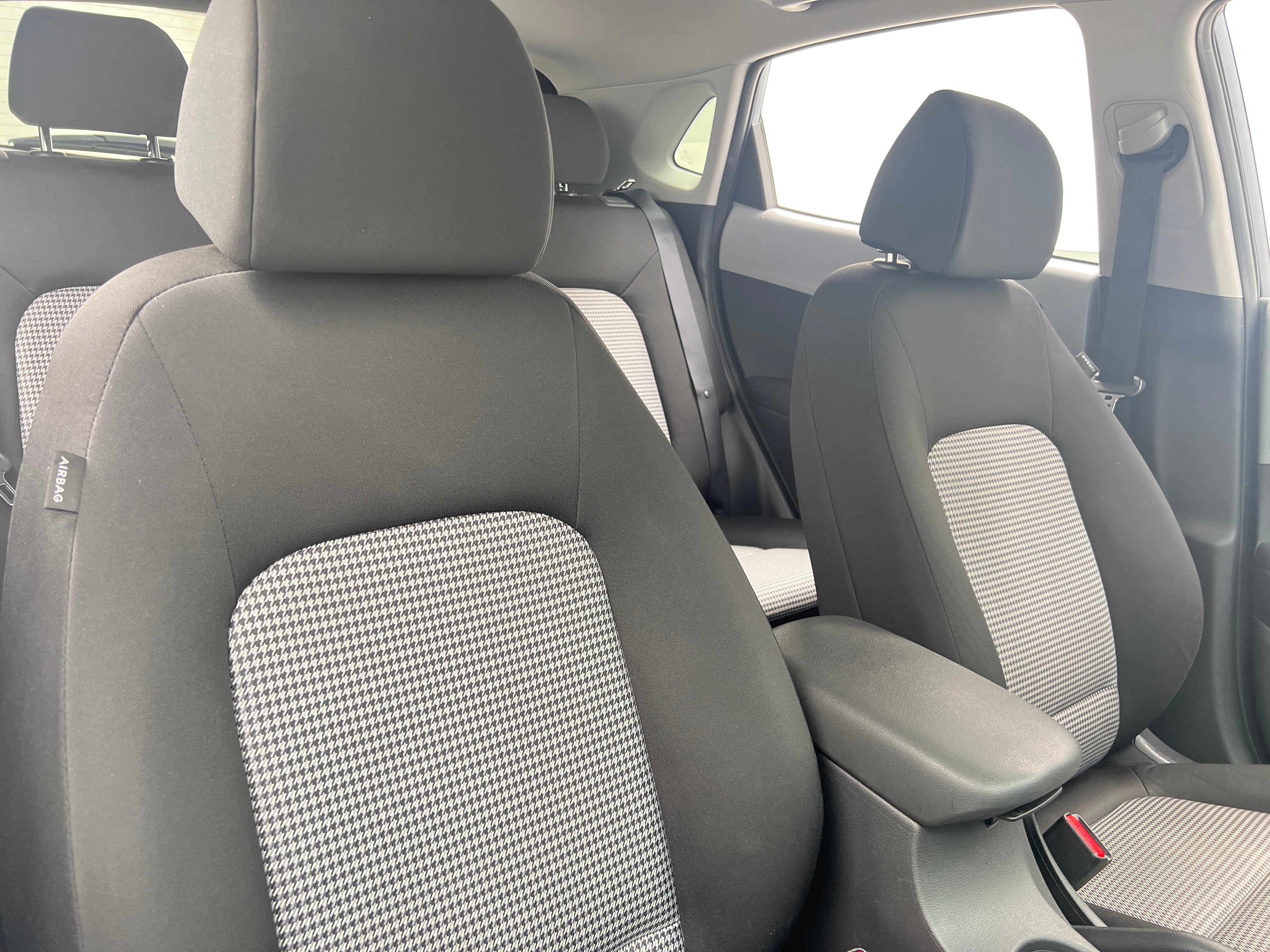 2020 Hyundai Kona SEL Plus 2