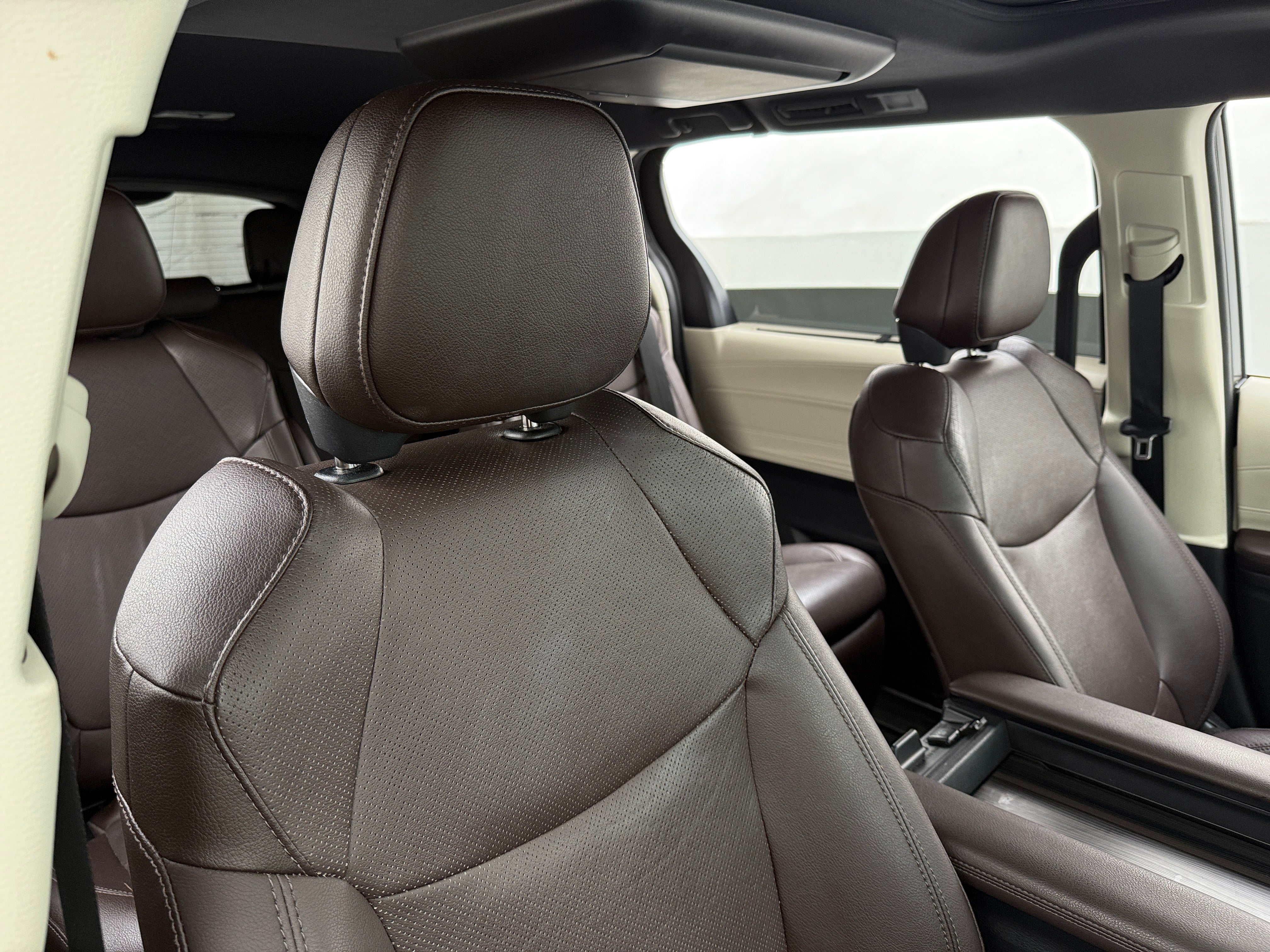 2021 Toyota Sienna Platinum 2