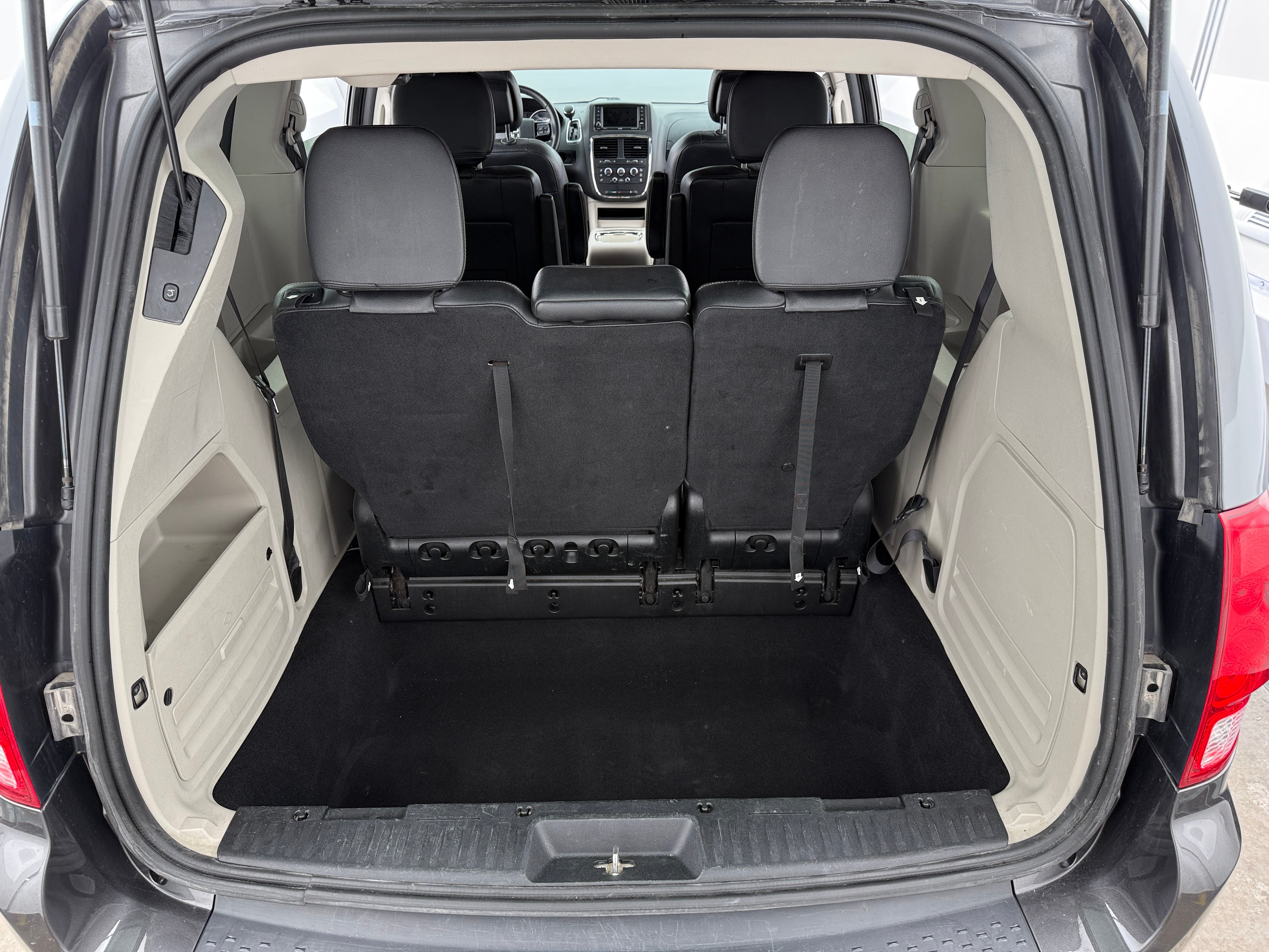2017 Dodge Grand Caravan SXT 6