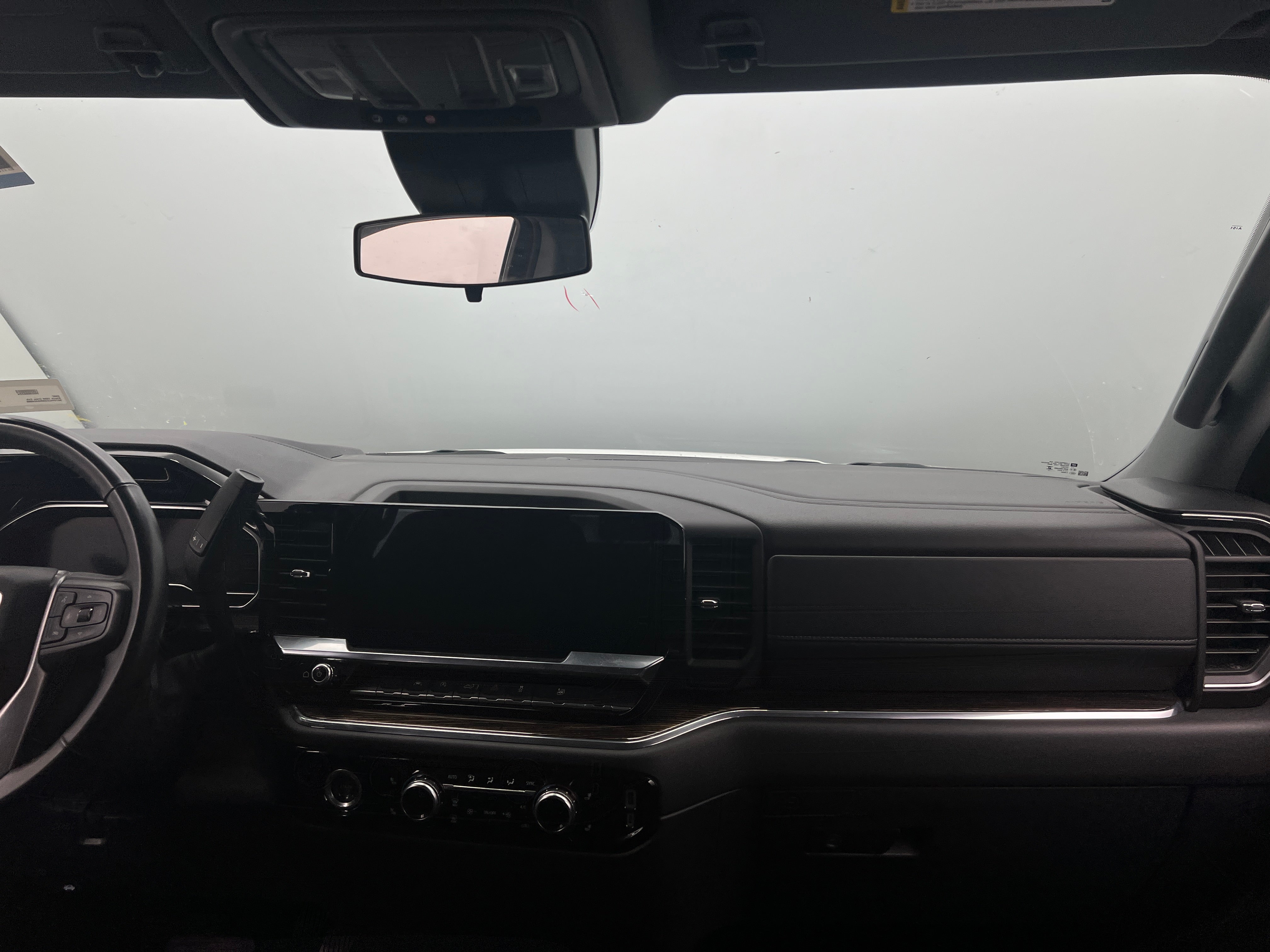 2024 GMC Sierra 1500 Elevation 3