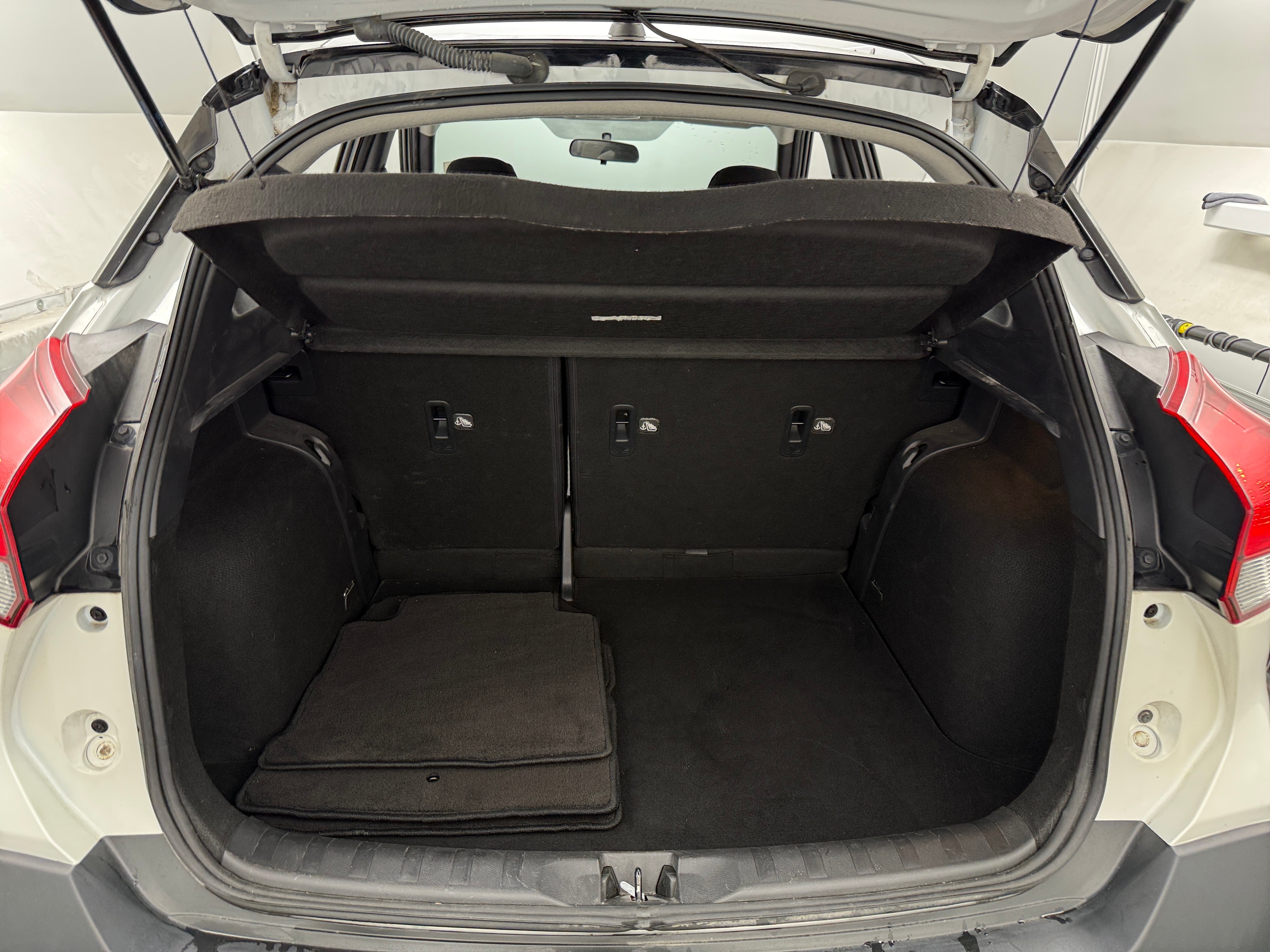 2018 Nissan Kicks SV 7