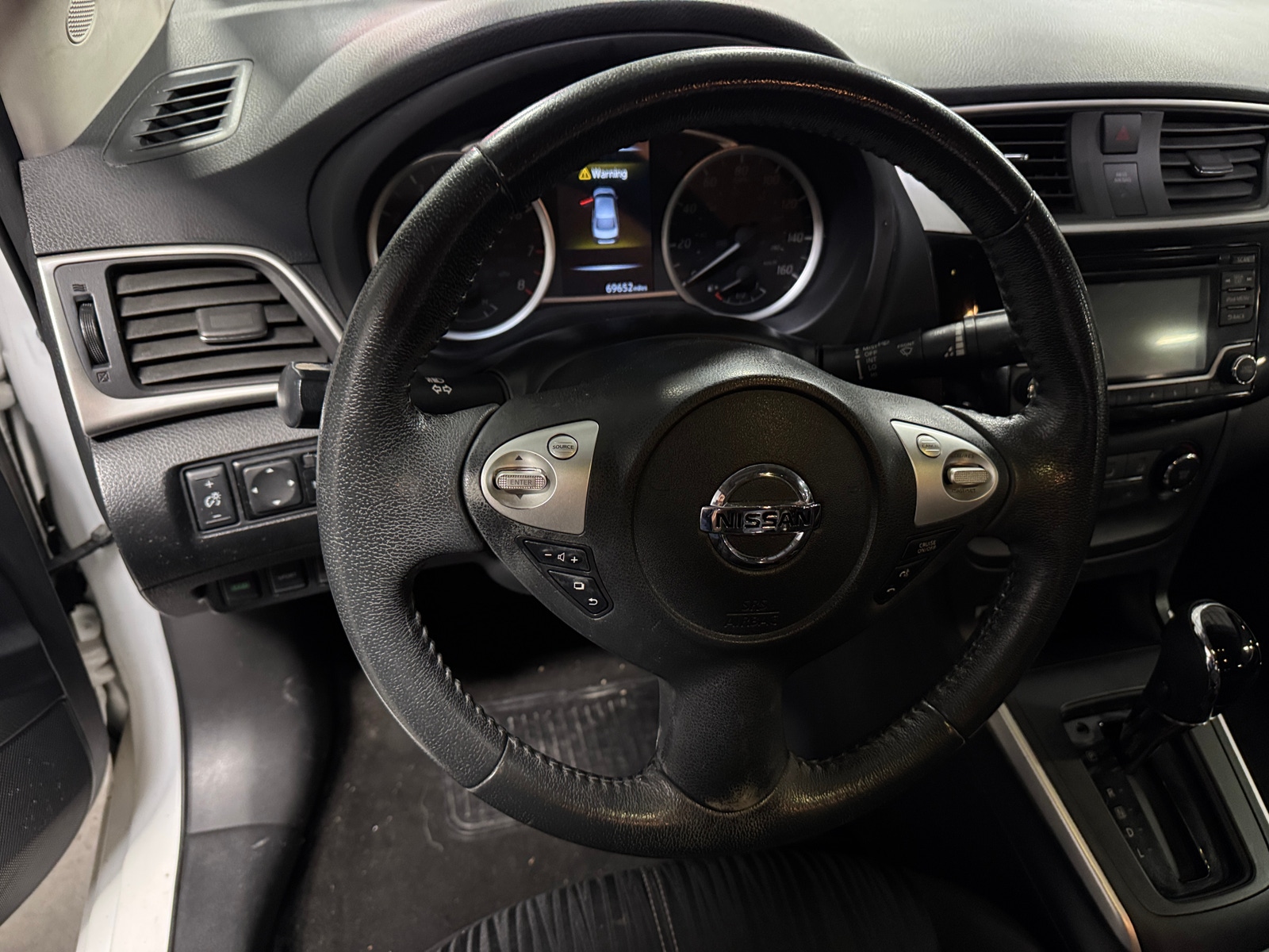 Thumbnail: 2017 Nissan Sentra - 5