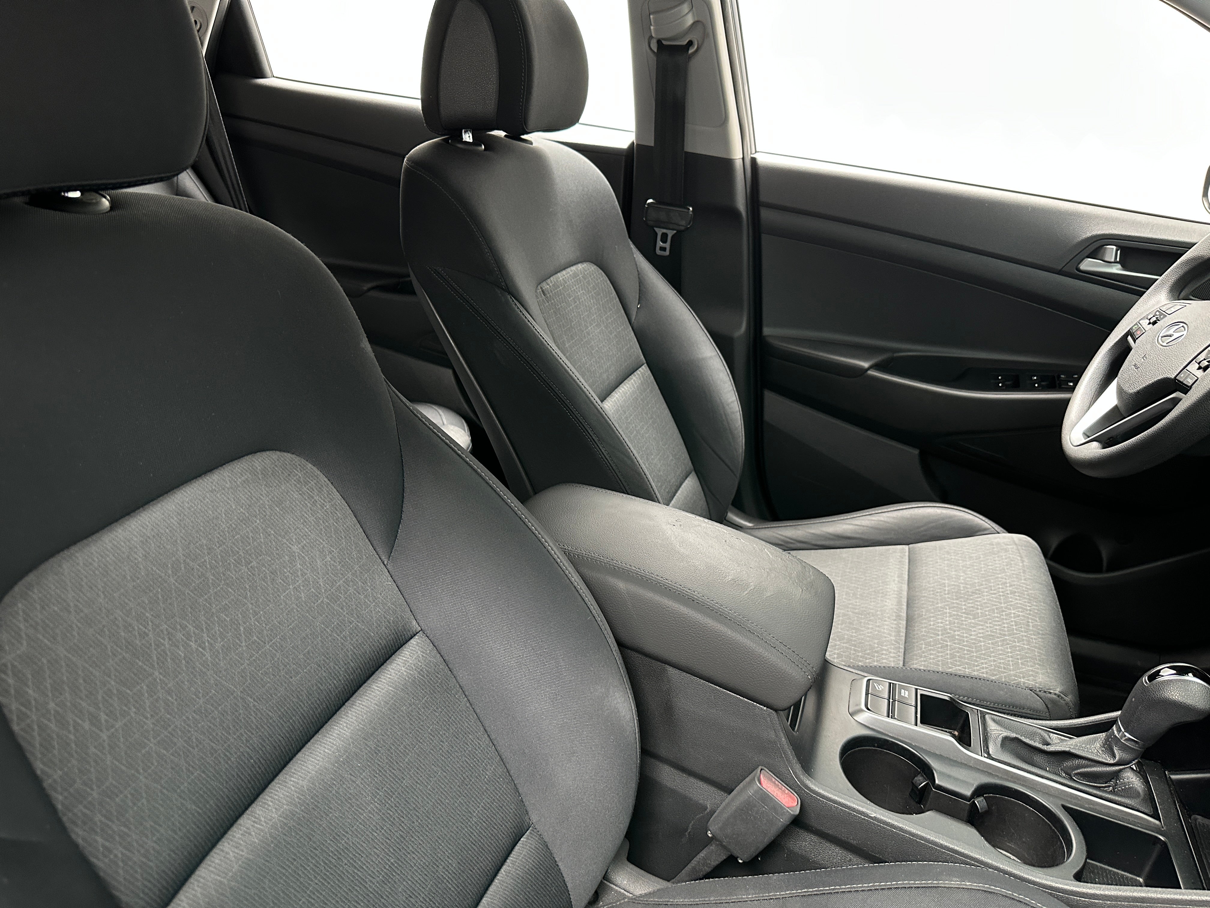 2016 Hyundai Tucson SE 2