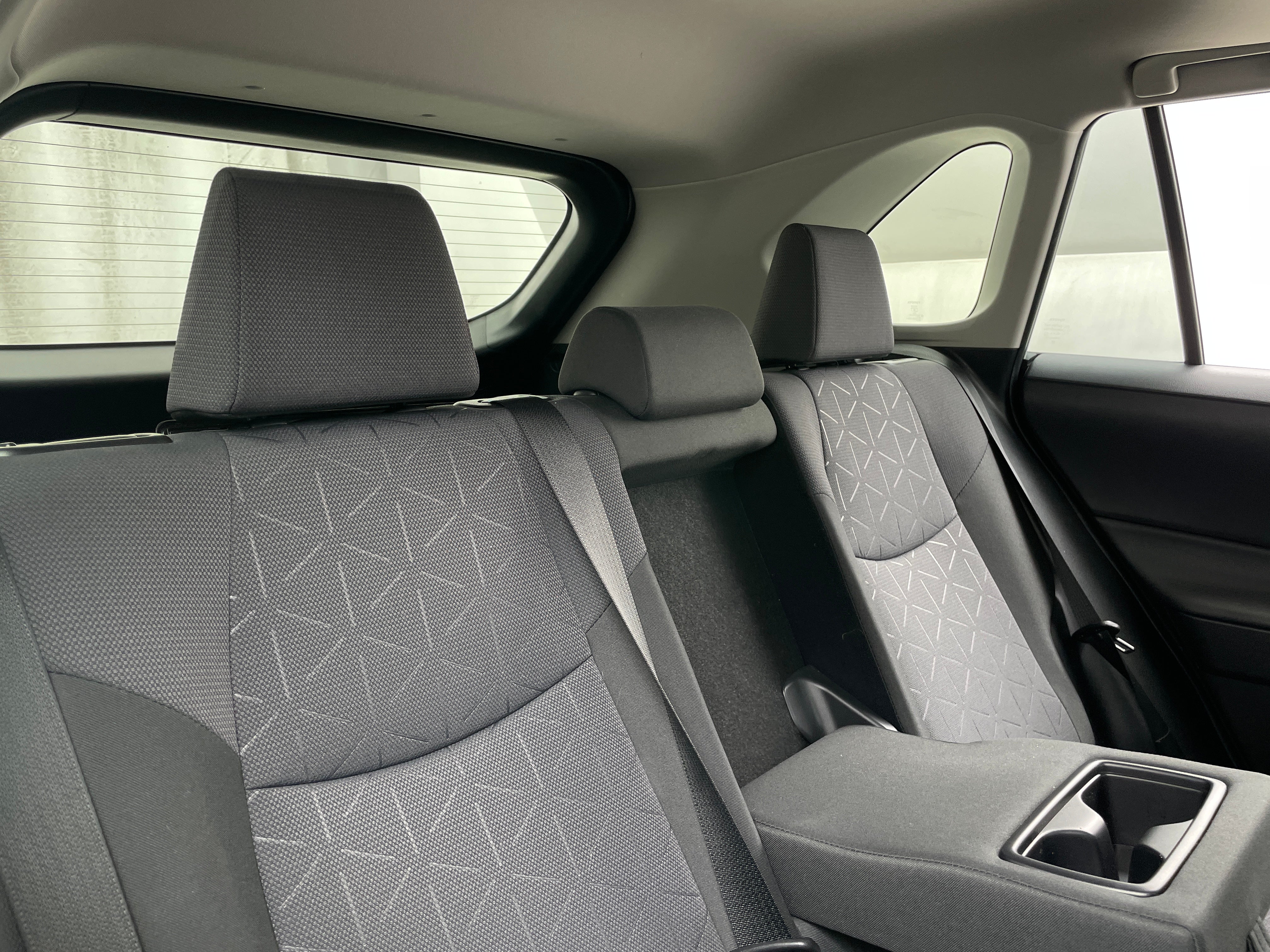 2020 Toyota RAV4 XLE 6