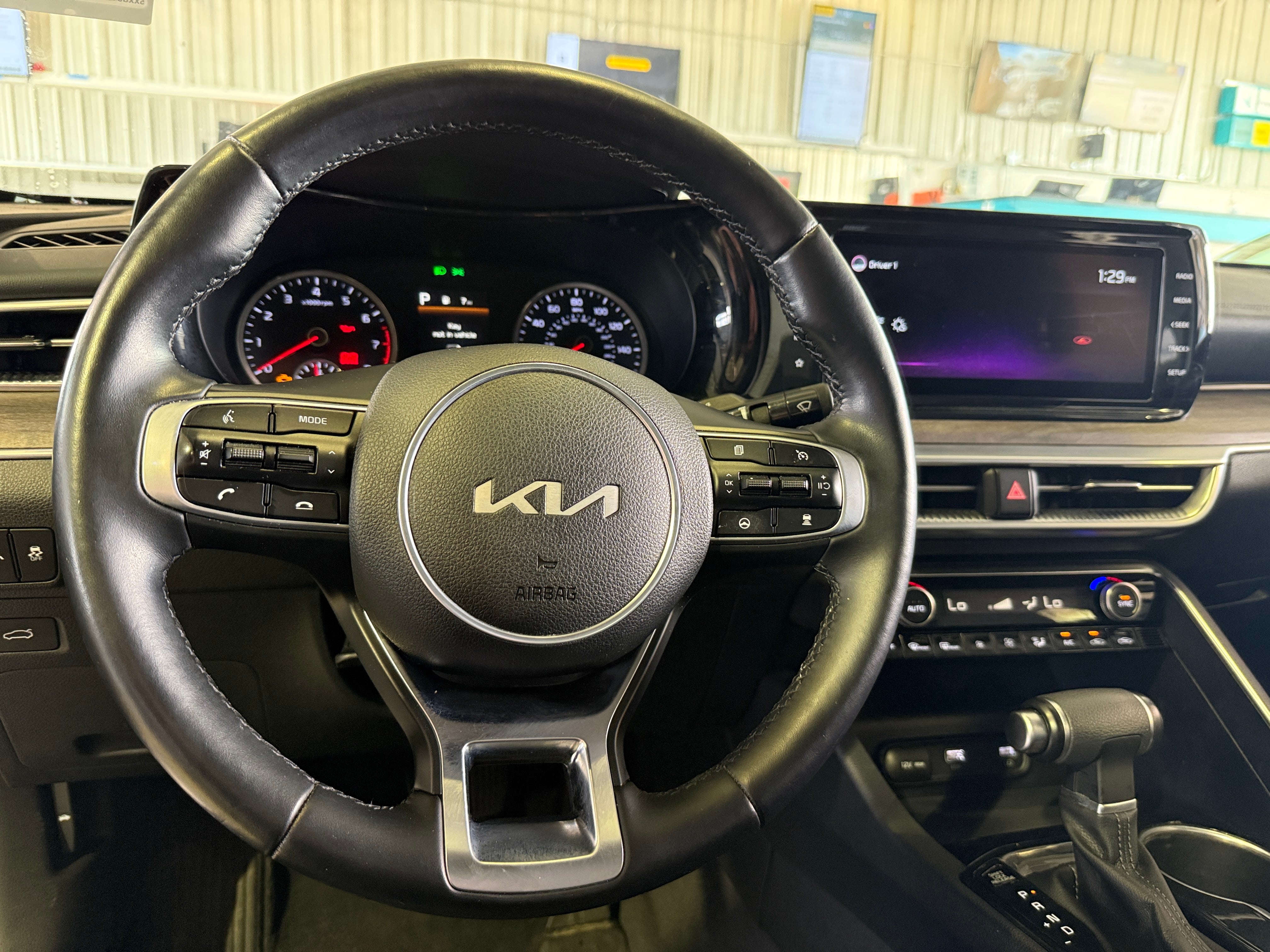 2022 Kia K5 EX 4